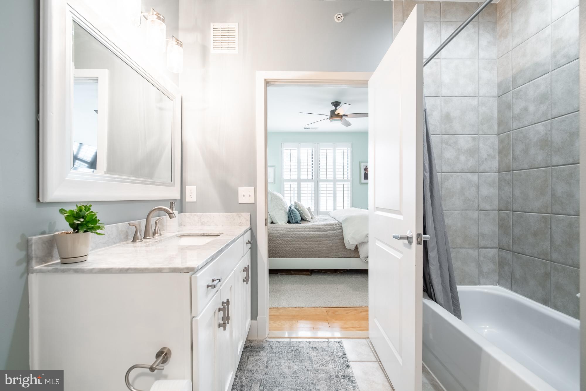 ROSSLYN - Residential