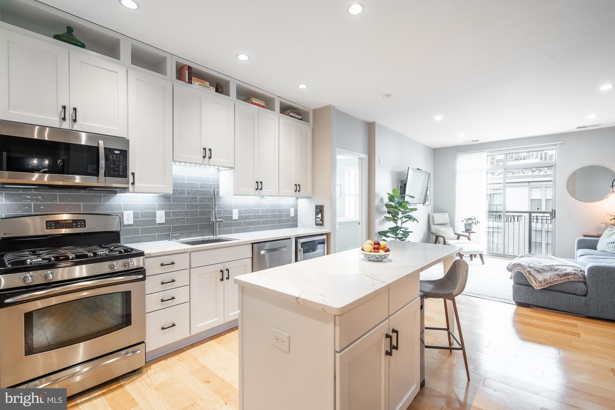 ROSSLYN - Residential