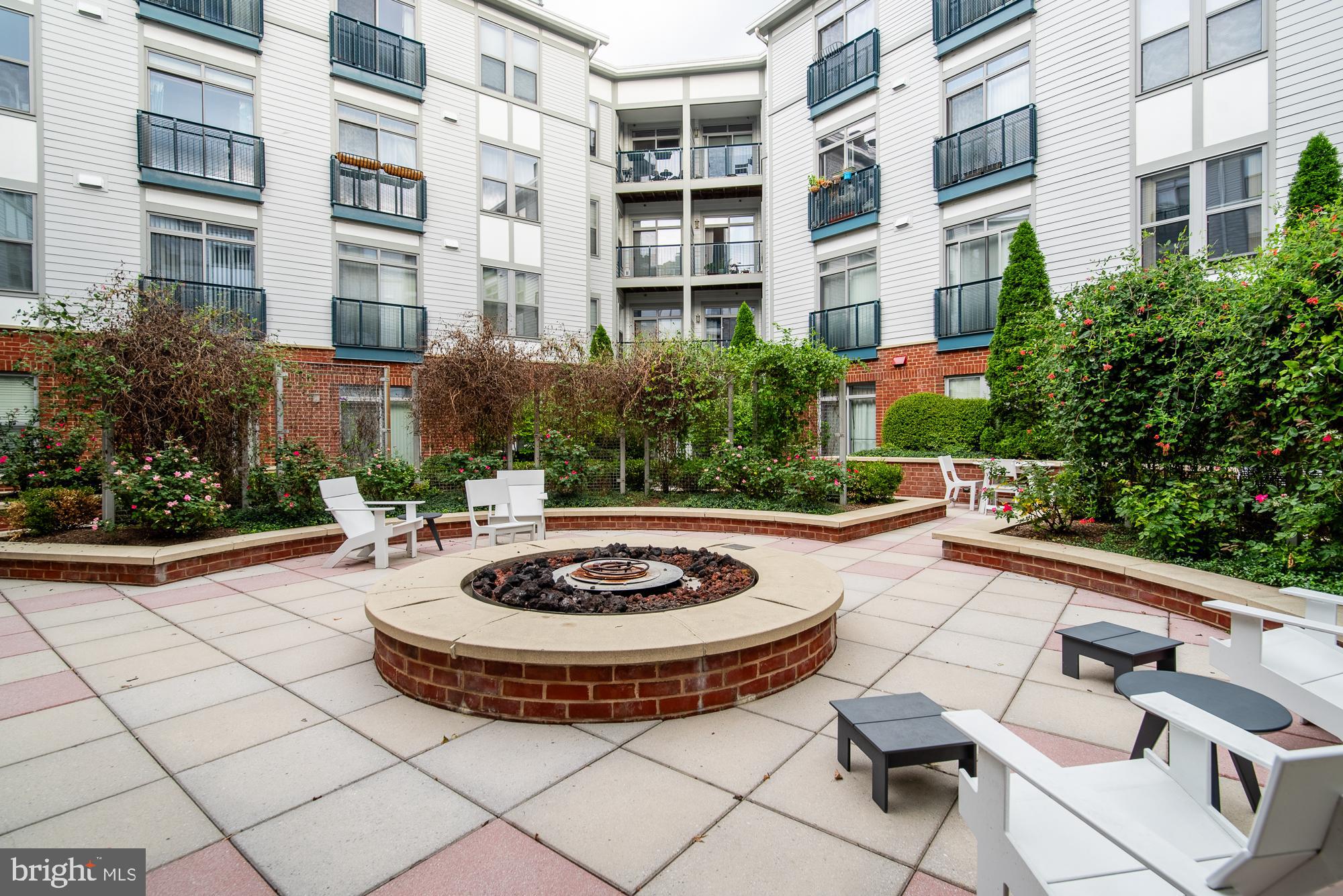 ROSSLYN - Residential