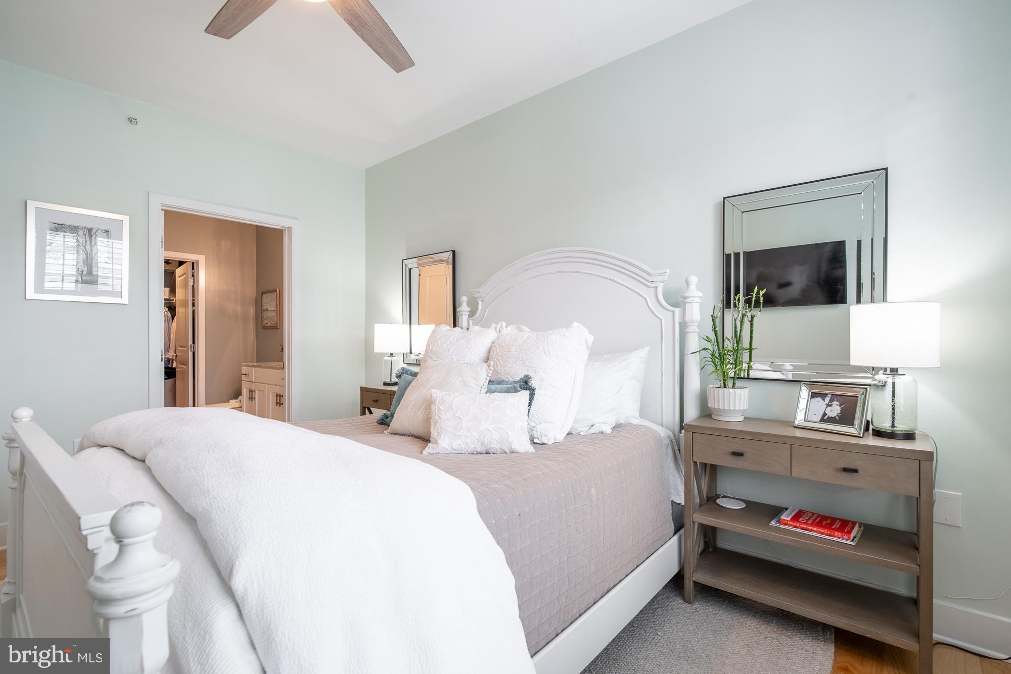 ROSSLYN - Residential