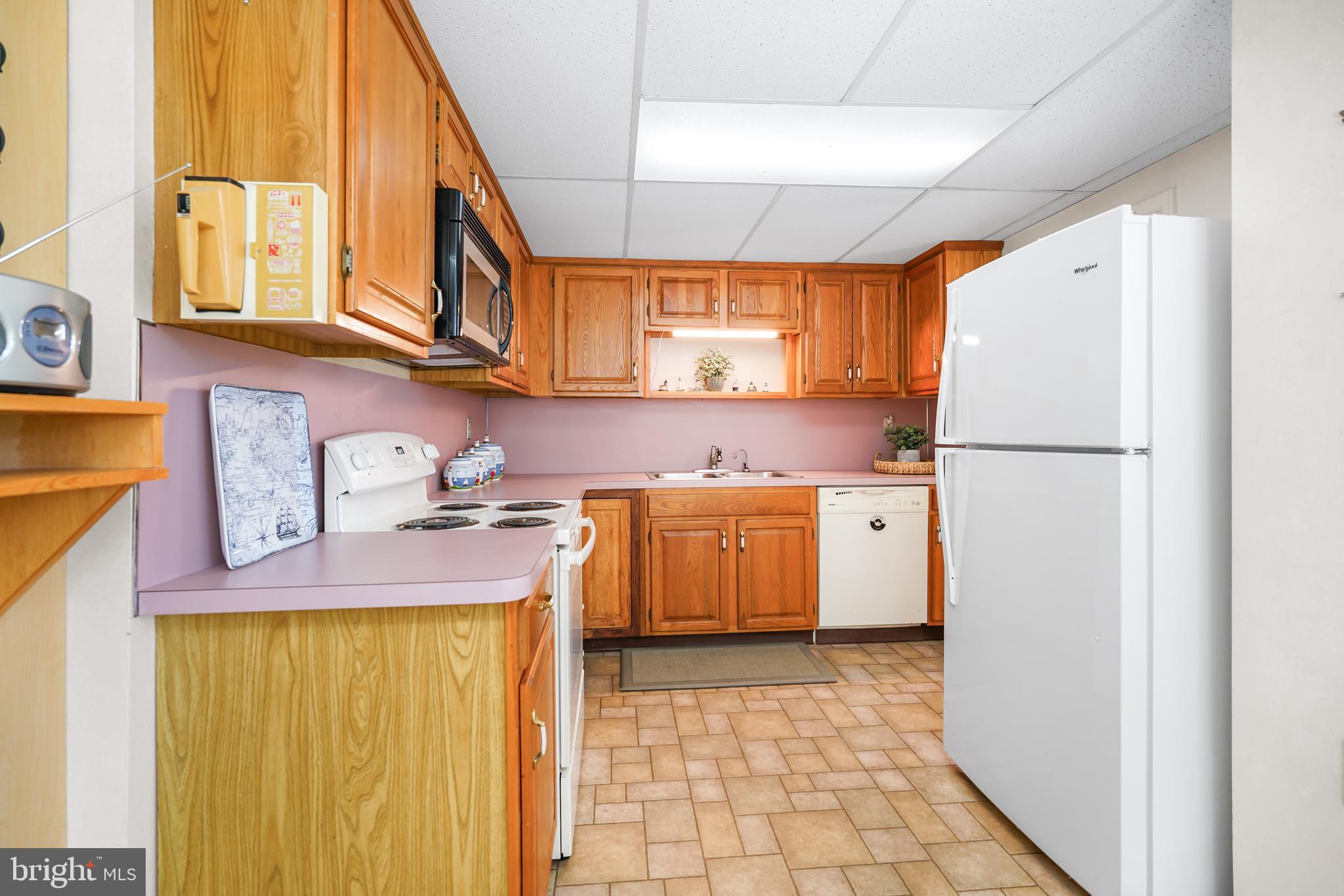 CRYSTAL BEACH - Residential