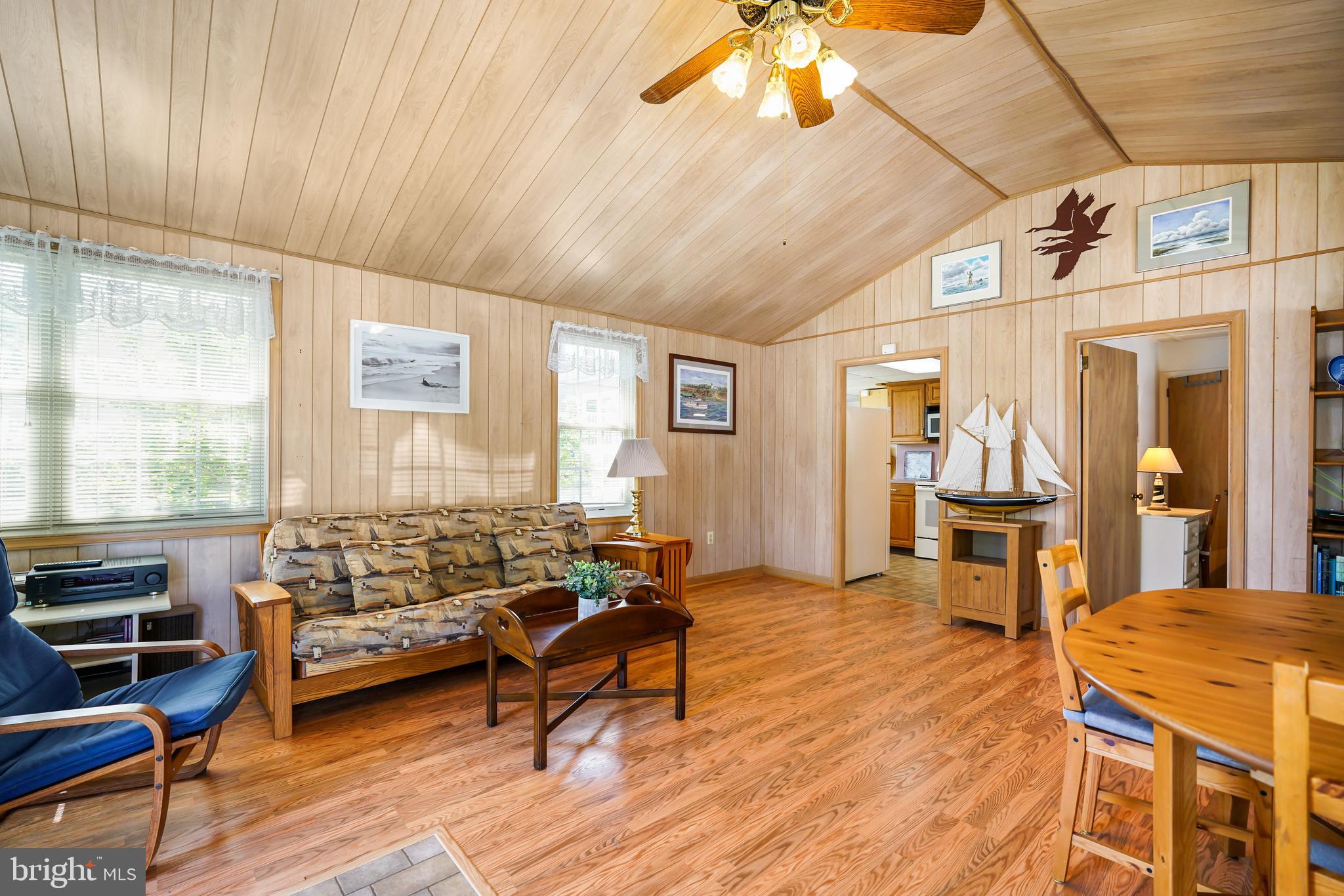 CRYSTAL BEACH - Residential