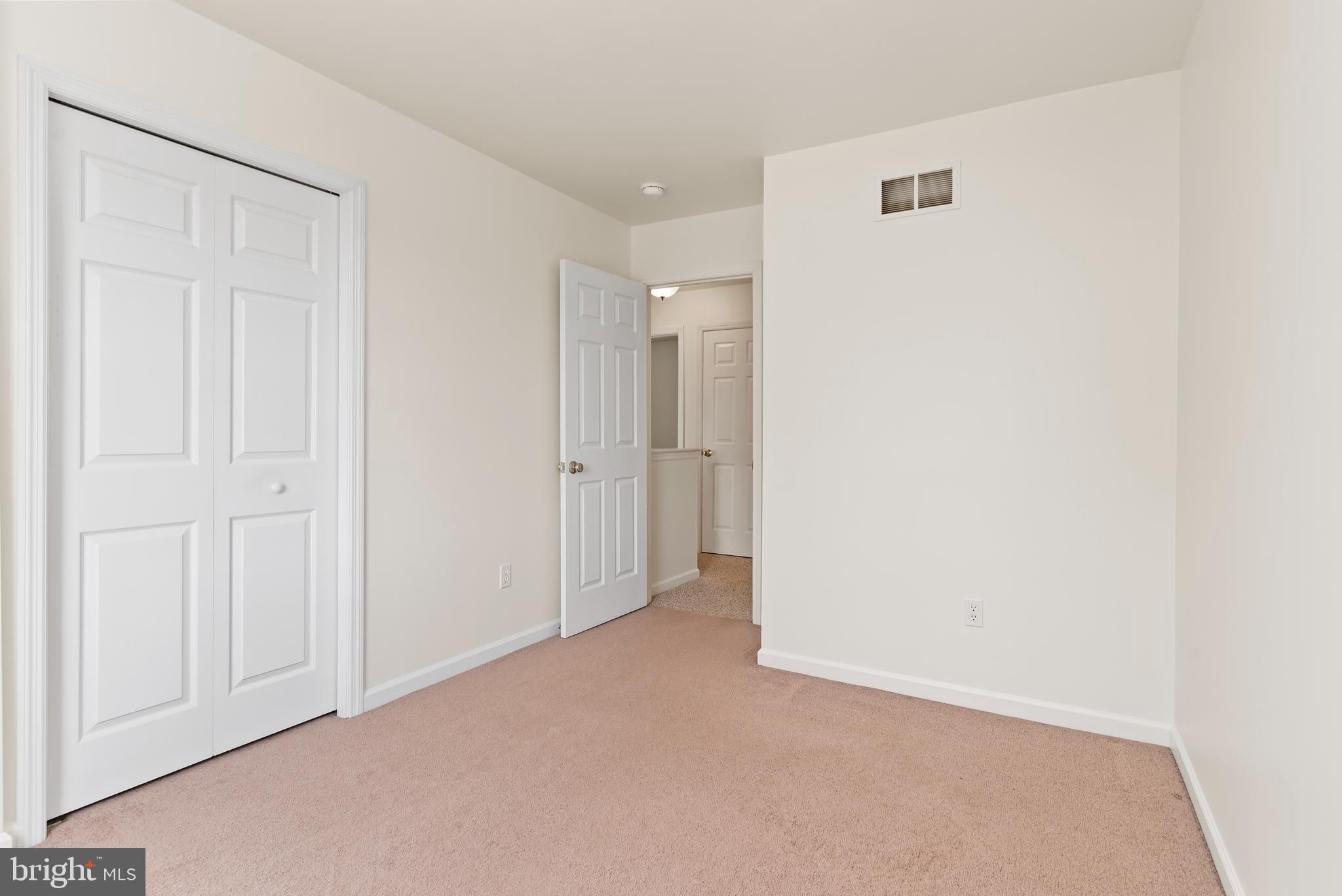 COUNTRY VIEW COURT - Residential