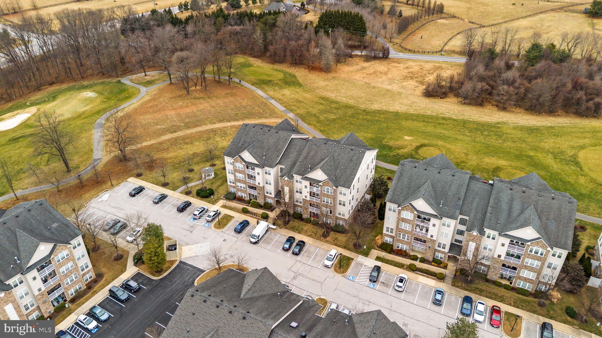 COURTYARDS AT WAVERLY WOODS - Residential
