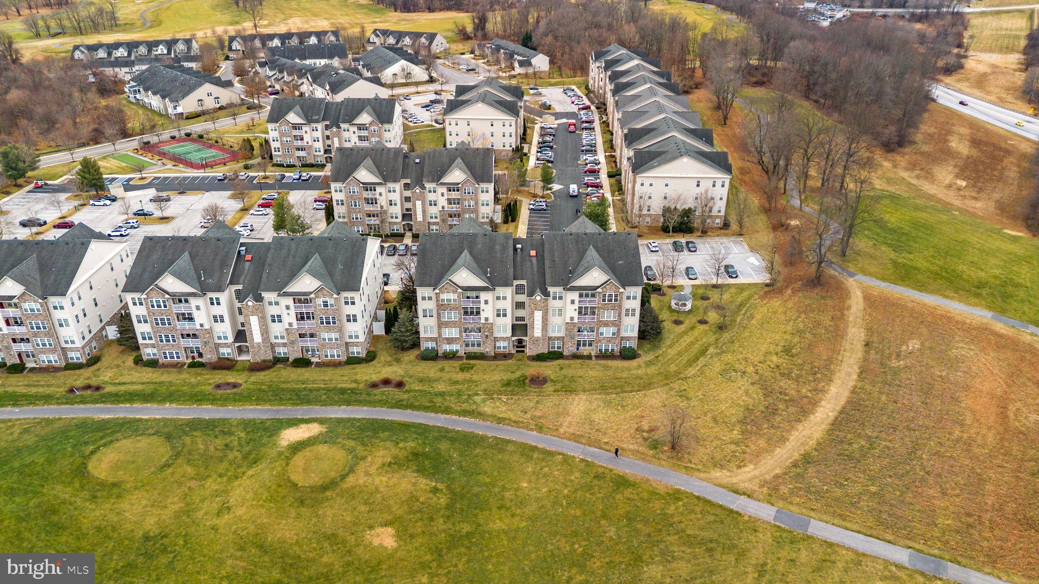 COURTYARDS AT WAVERLY WOODS - Residential