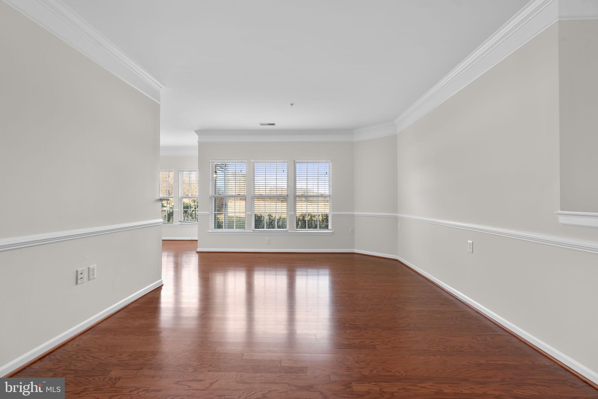 COURTYARDS AT WAVERLY WOODS - Residential