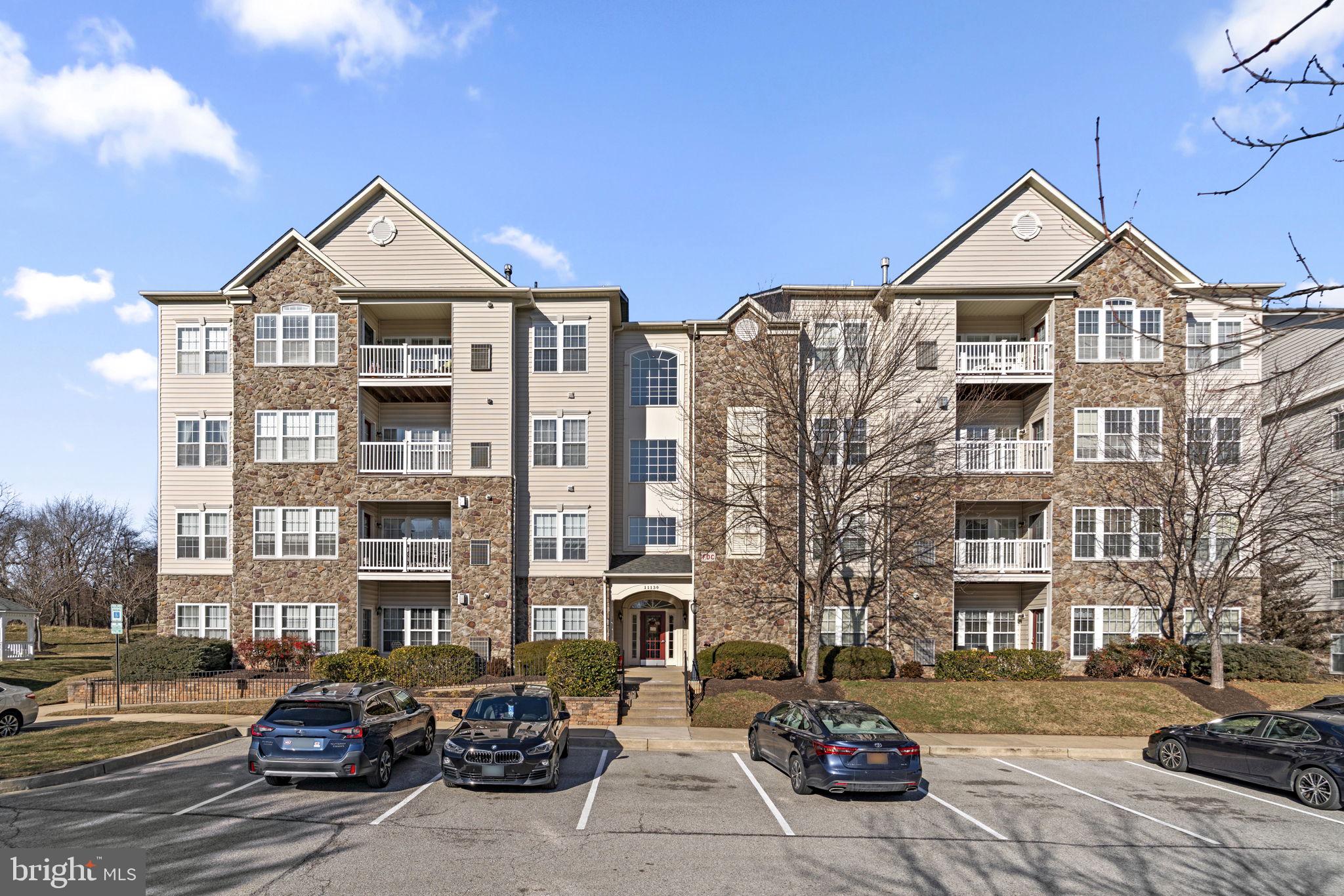 COURTYARDS AT WAVERLY WOODS - Residential