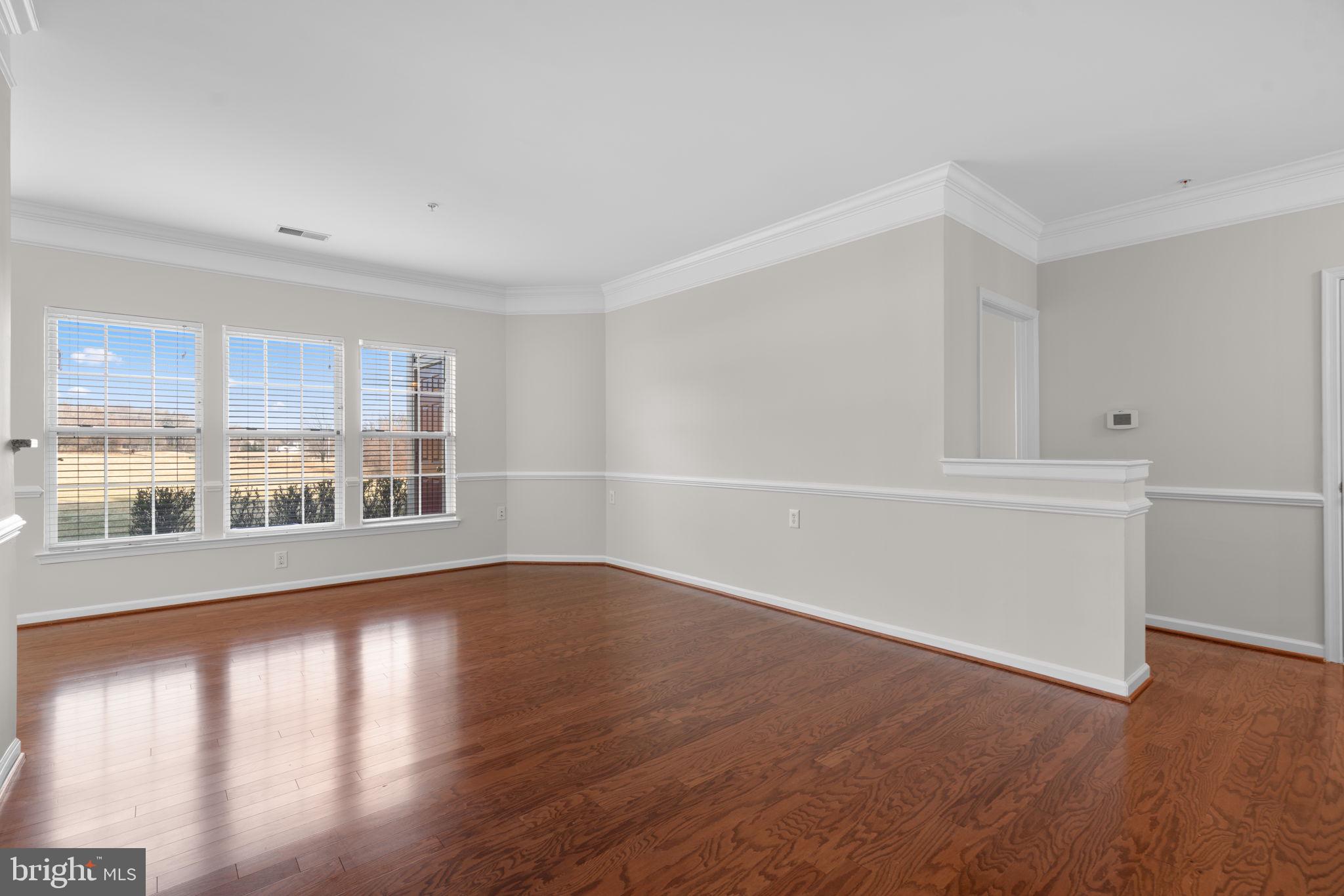 COURTYARDS AT WAVERLY WOODS - Residential