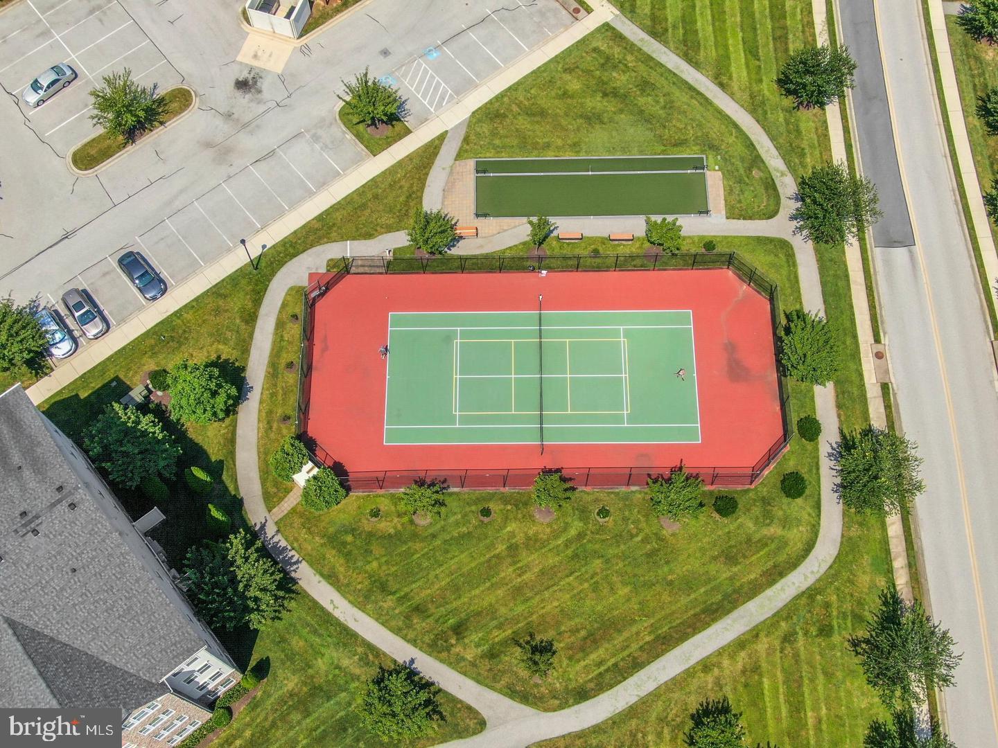COURTYARDS AT WAVERLY WOODS - Residential