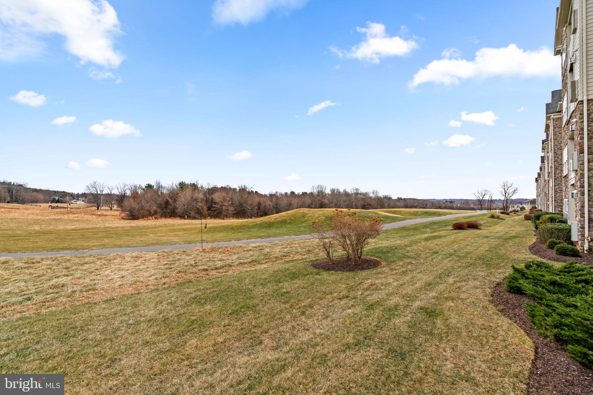 COURTYARDS AT WAVERLY WOODS - Residential