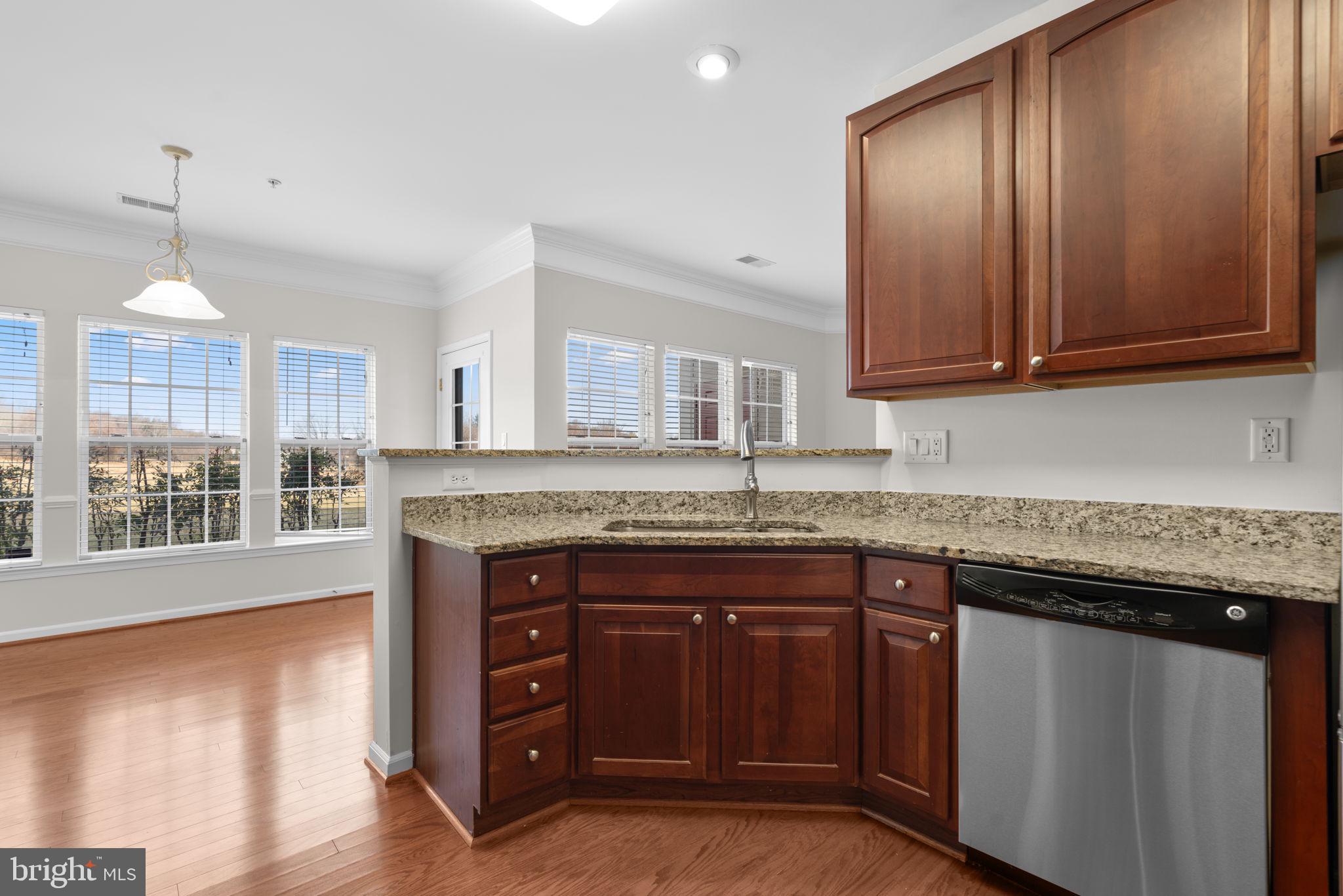 COURTYARDS AT WAVERLY WOODS - Residential