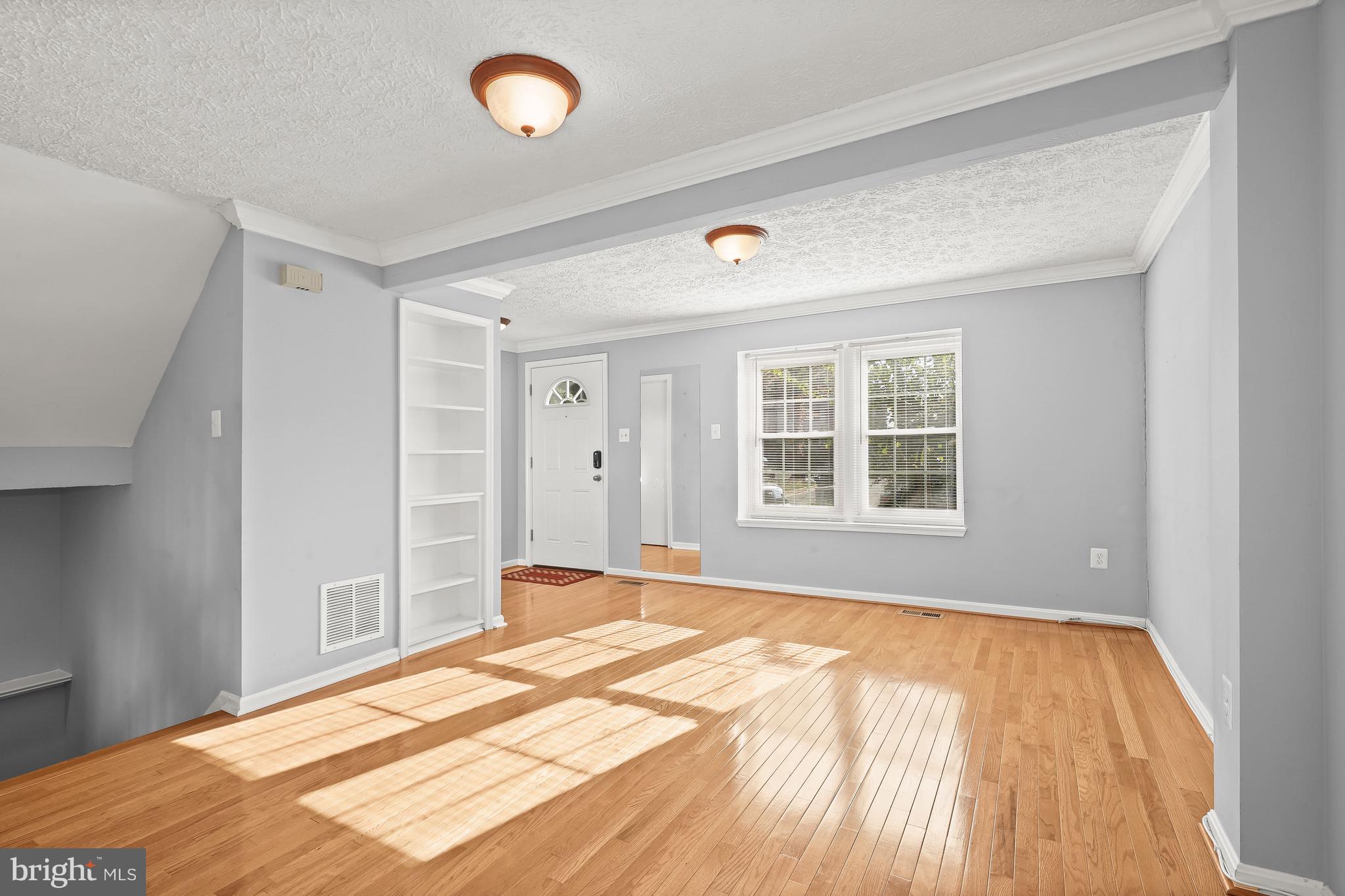 LEISHEAR VILLAGE - Residential Lease