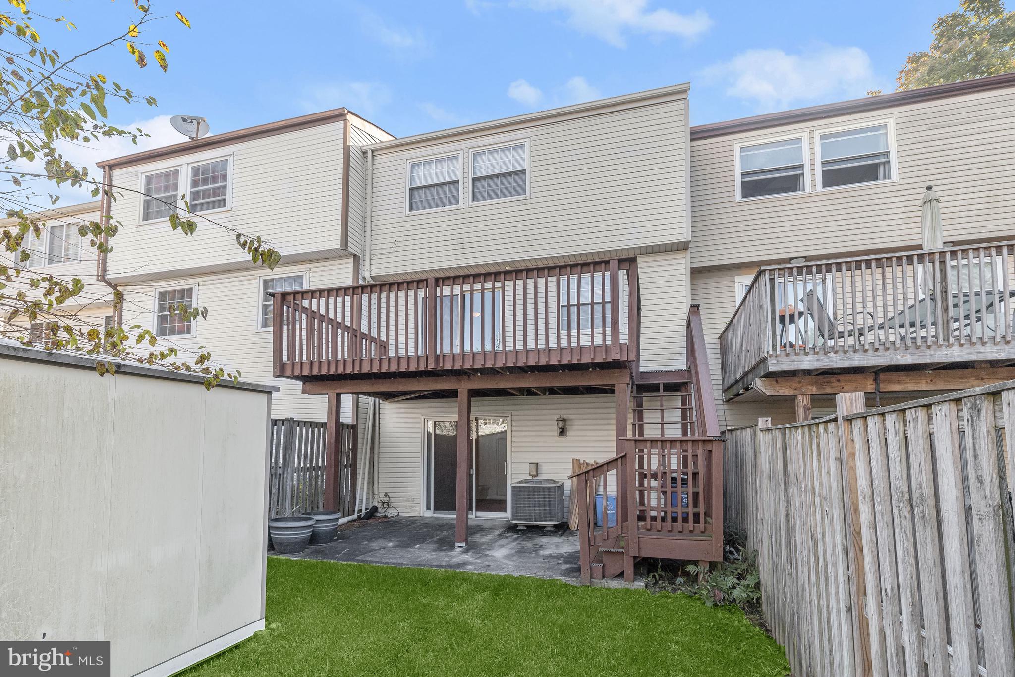 LEISHEAR VILLAGE - Residential Lease