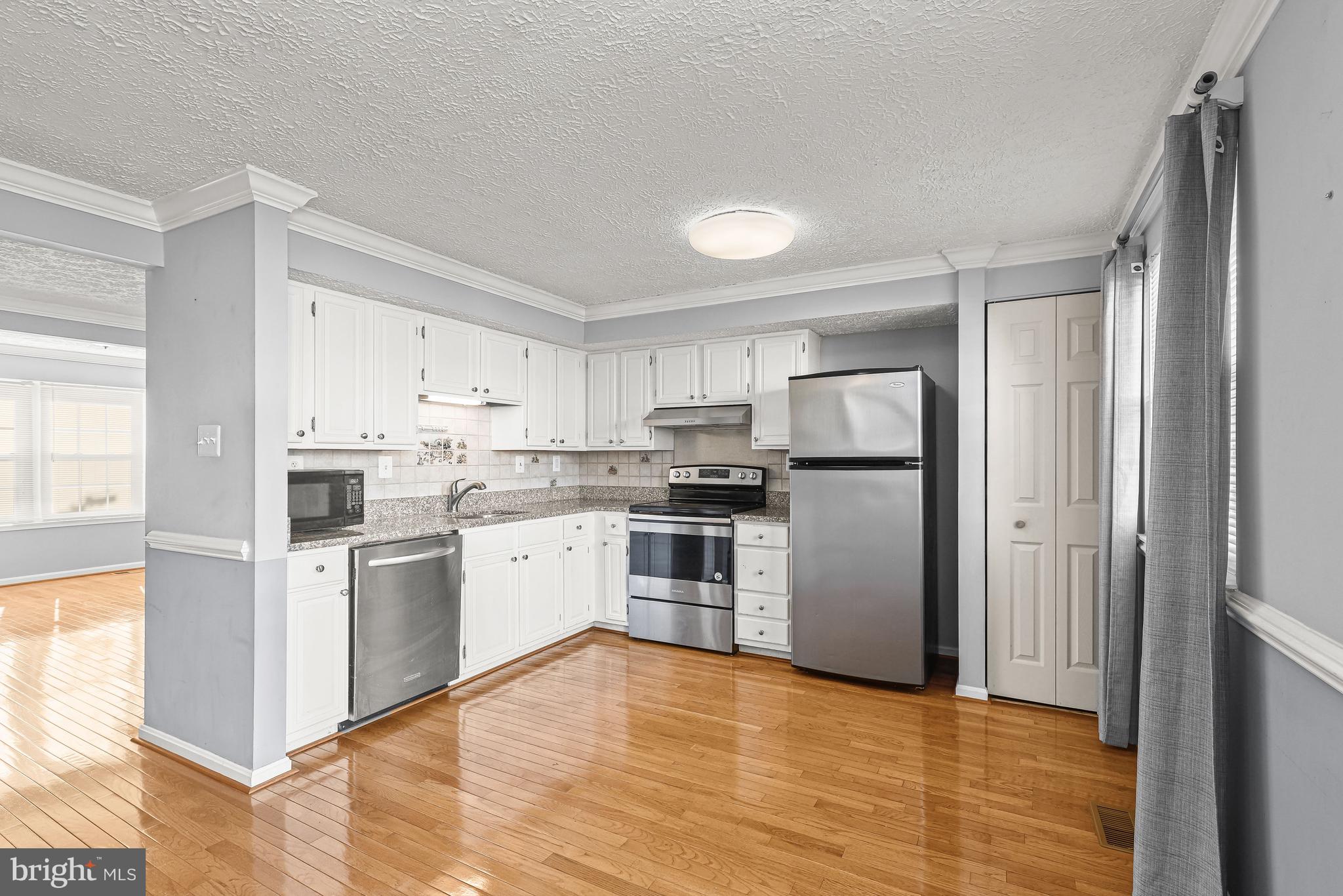 LEISHEAR VILLAGE - Residential Lease