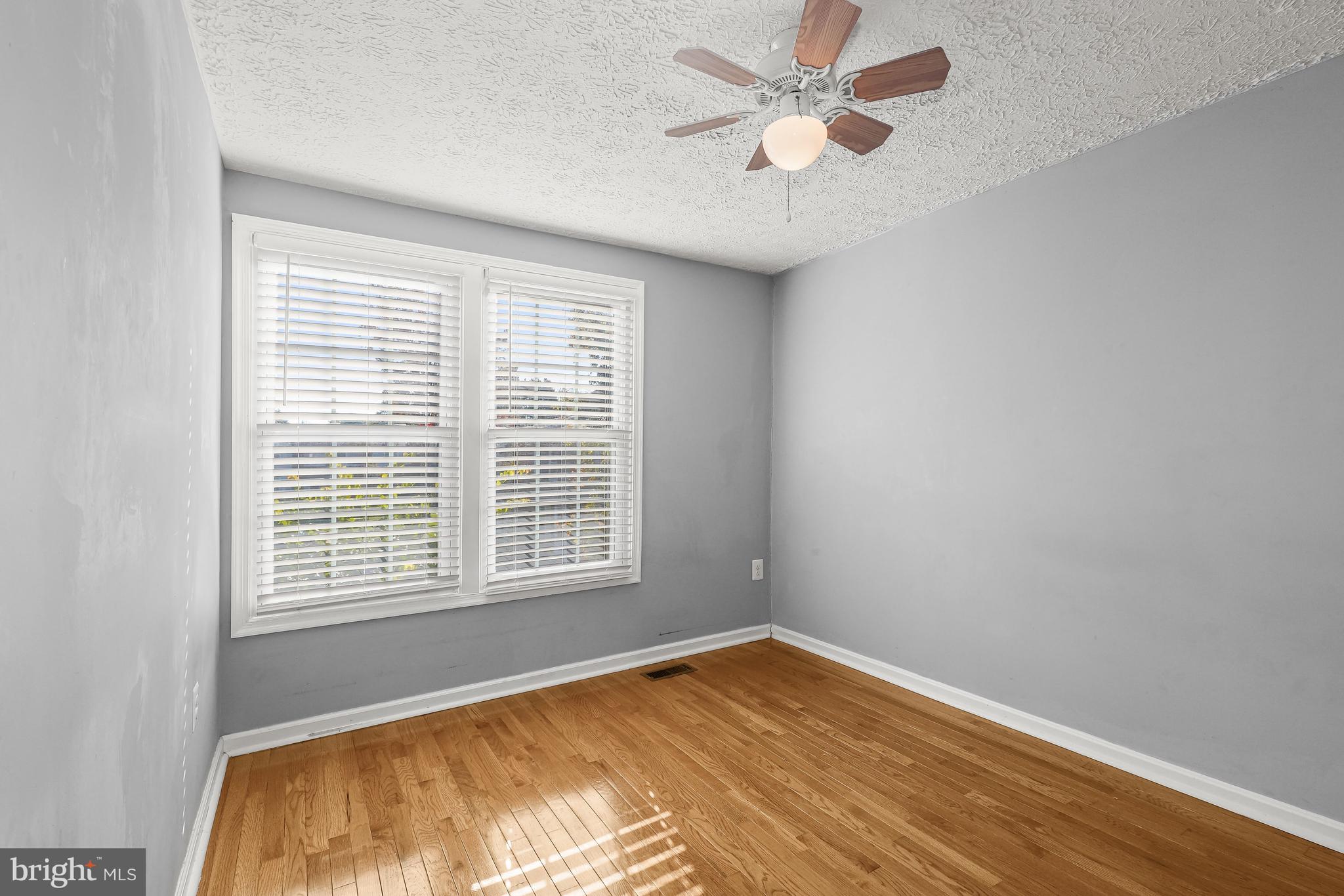 LEISHEAR VILLAGE - Residential Lease