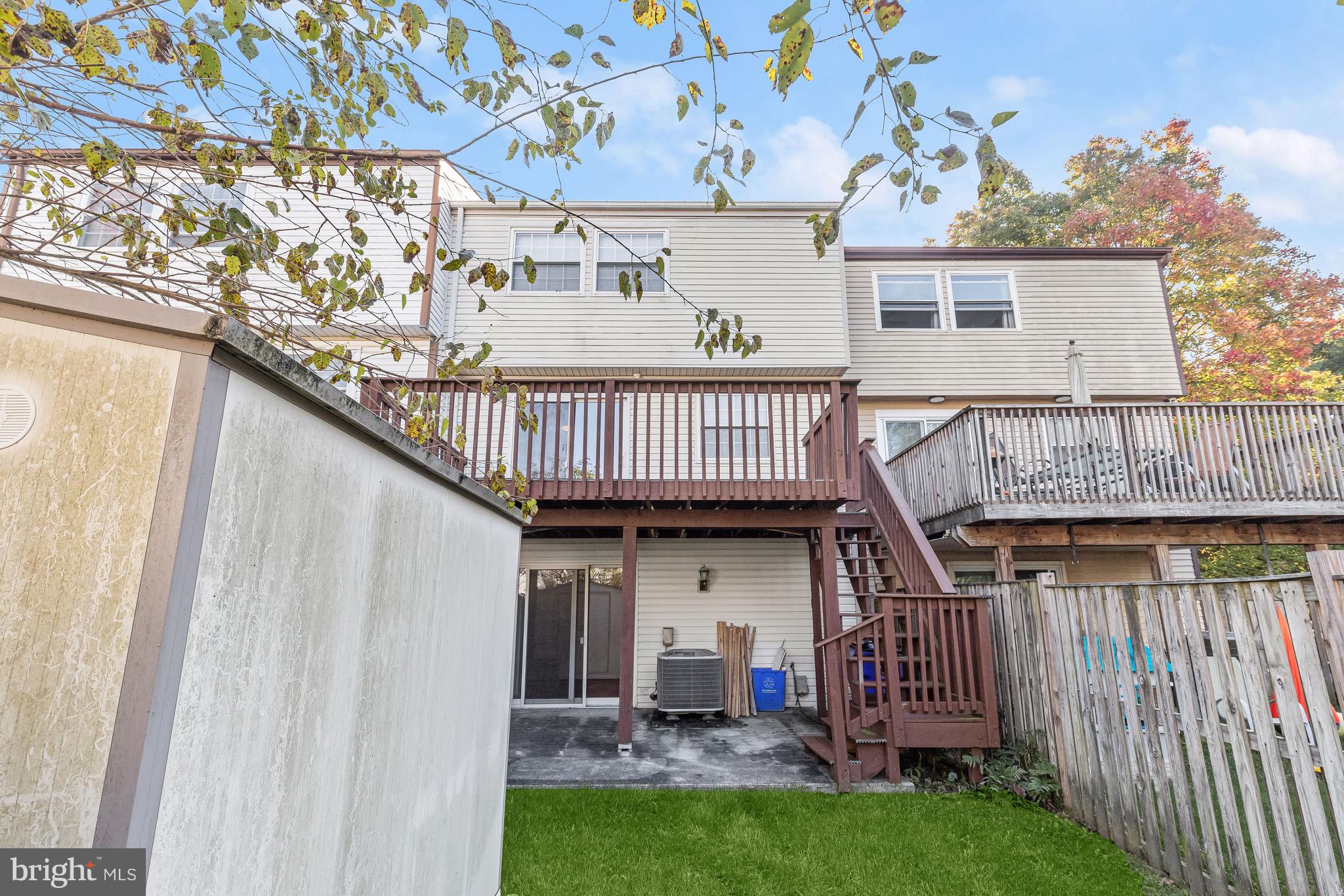 LEISHEAR VILLAGE - Residential Lease