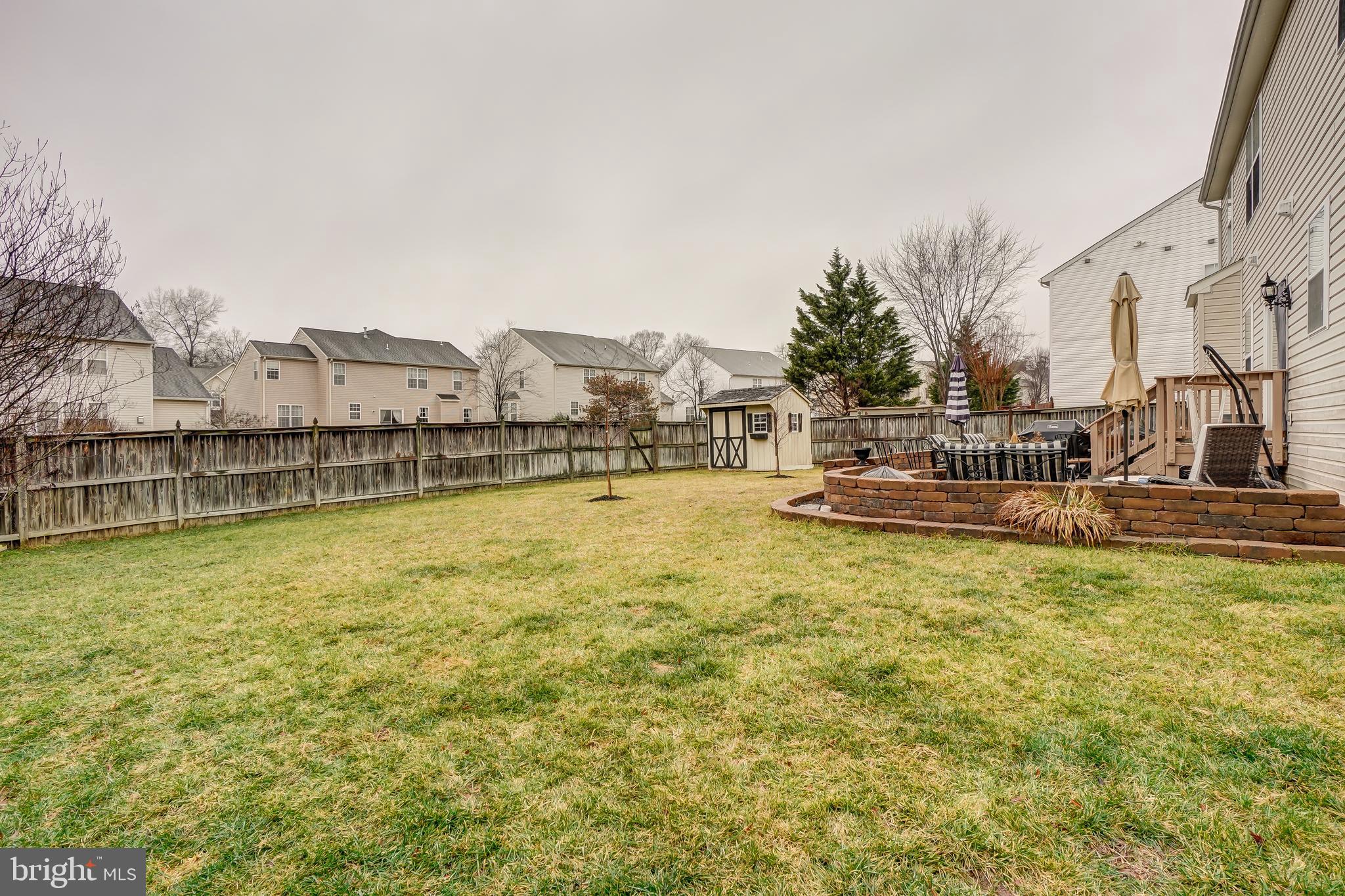 BROAD RUN OAKS - Residential