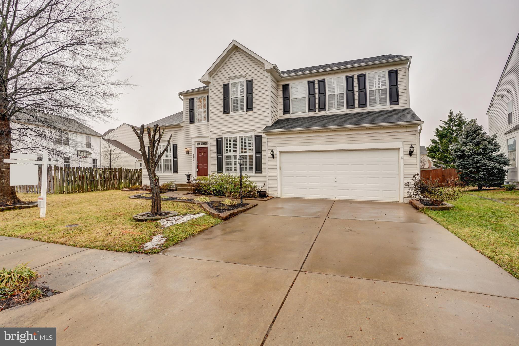 BROAD RUN OAKS - Residential