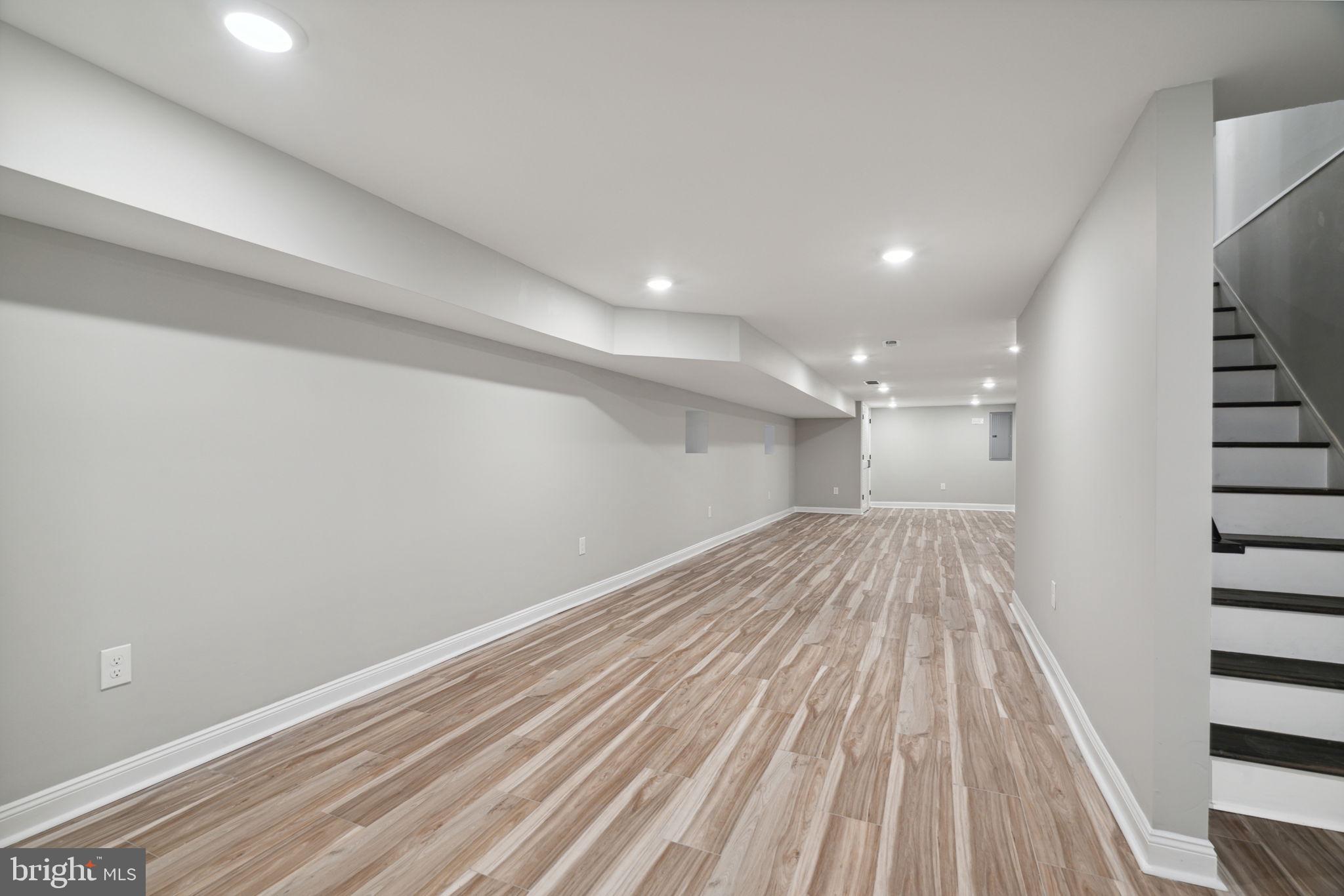 COBBS CREEK - Residential