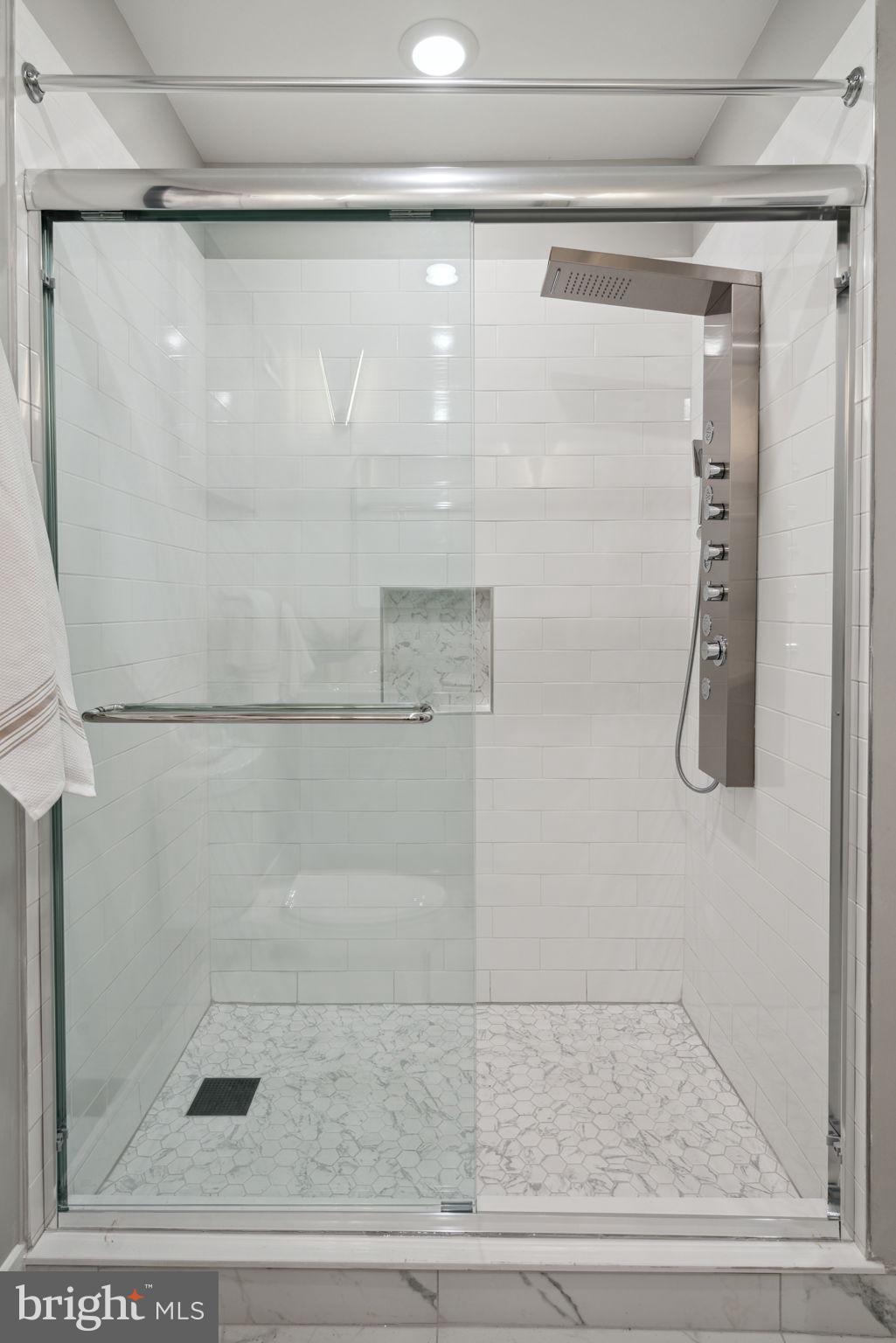 COBBS CREEK - Residential