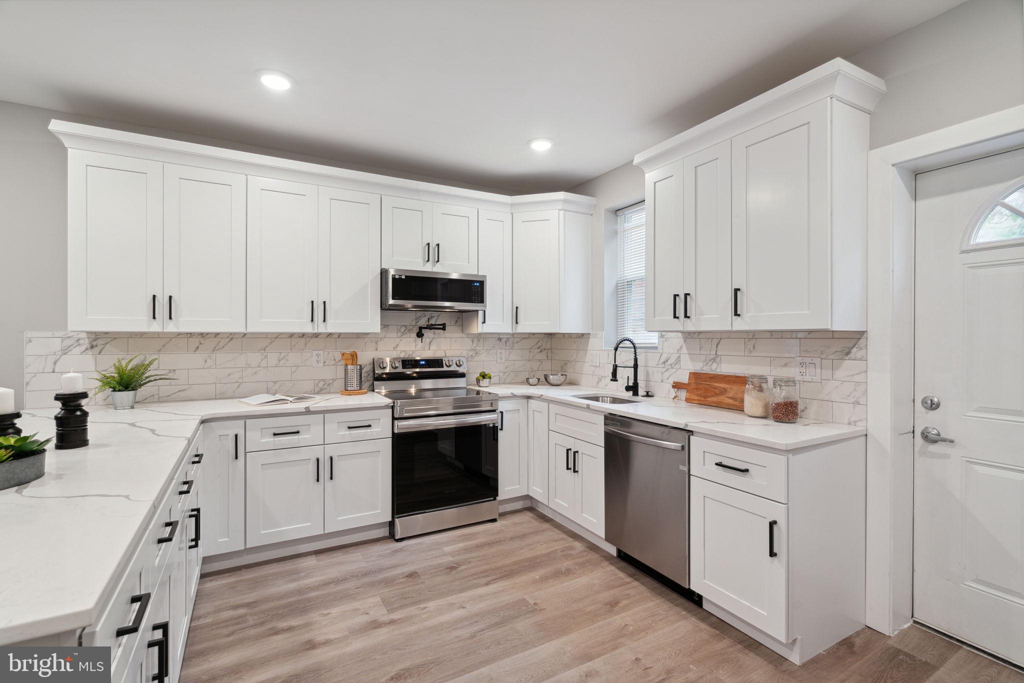 COBBS CREEK - Residential