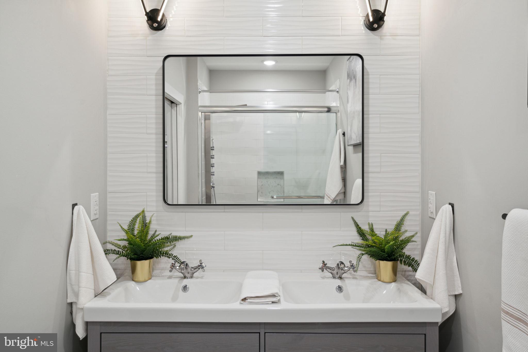 COBBS CREEK - Residential