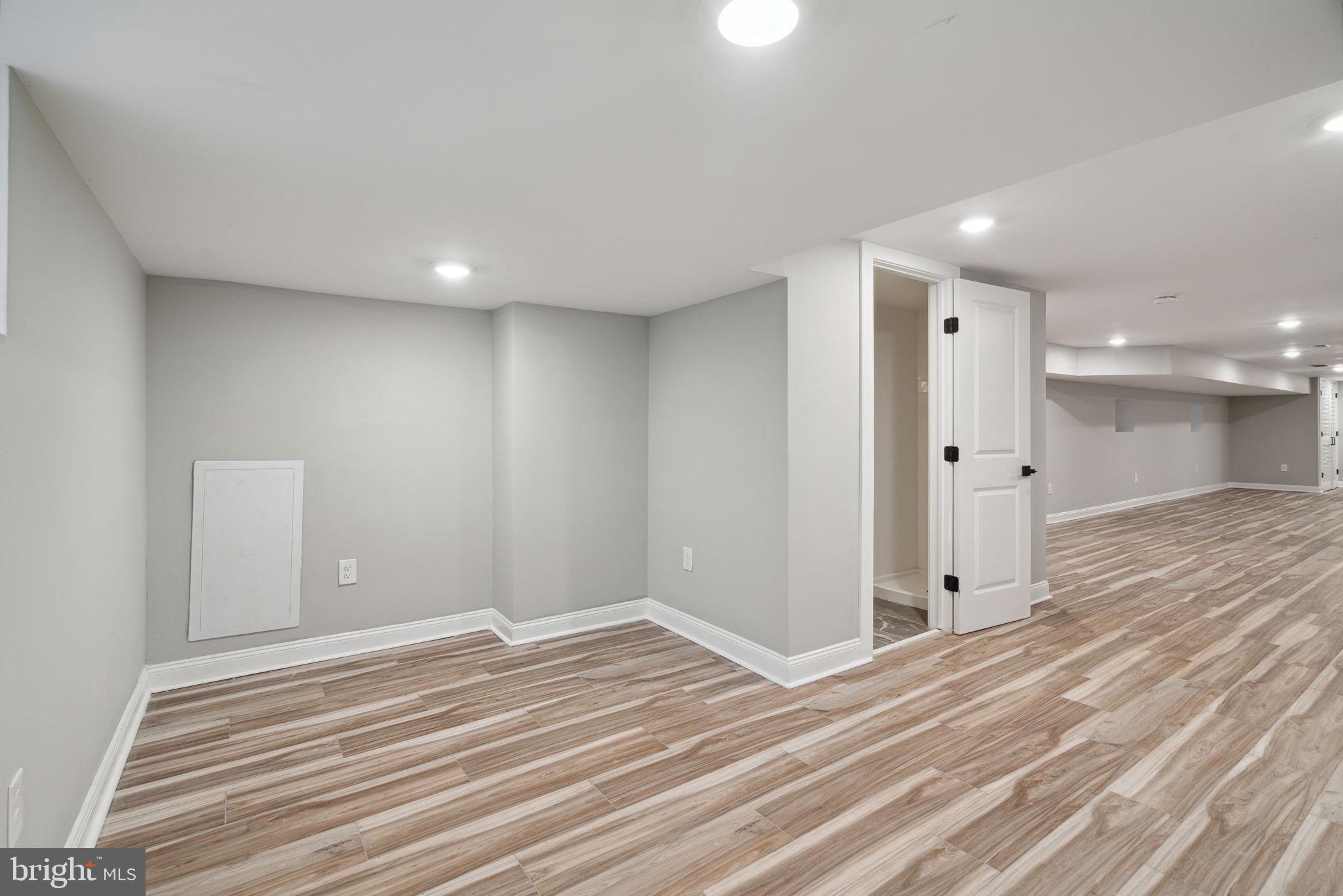 COBBS CREEK - Residential