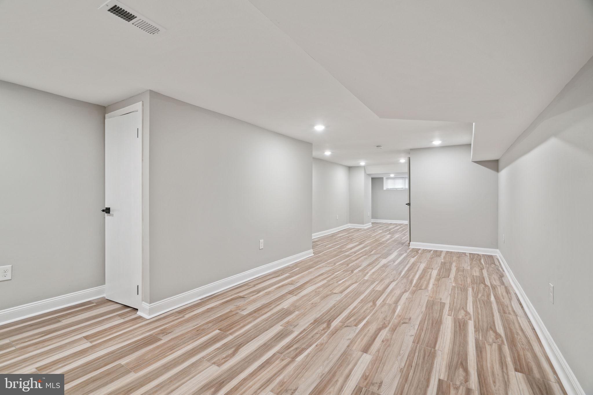 COBBS CREEK - Residential