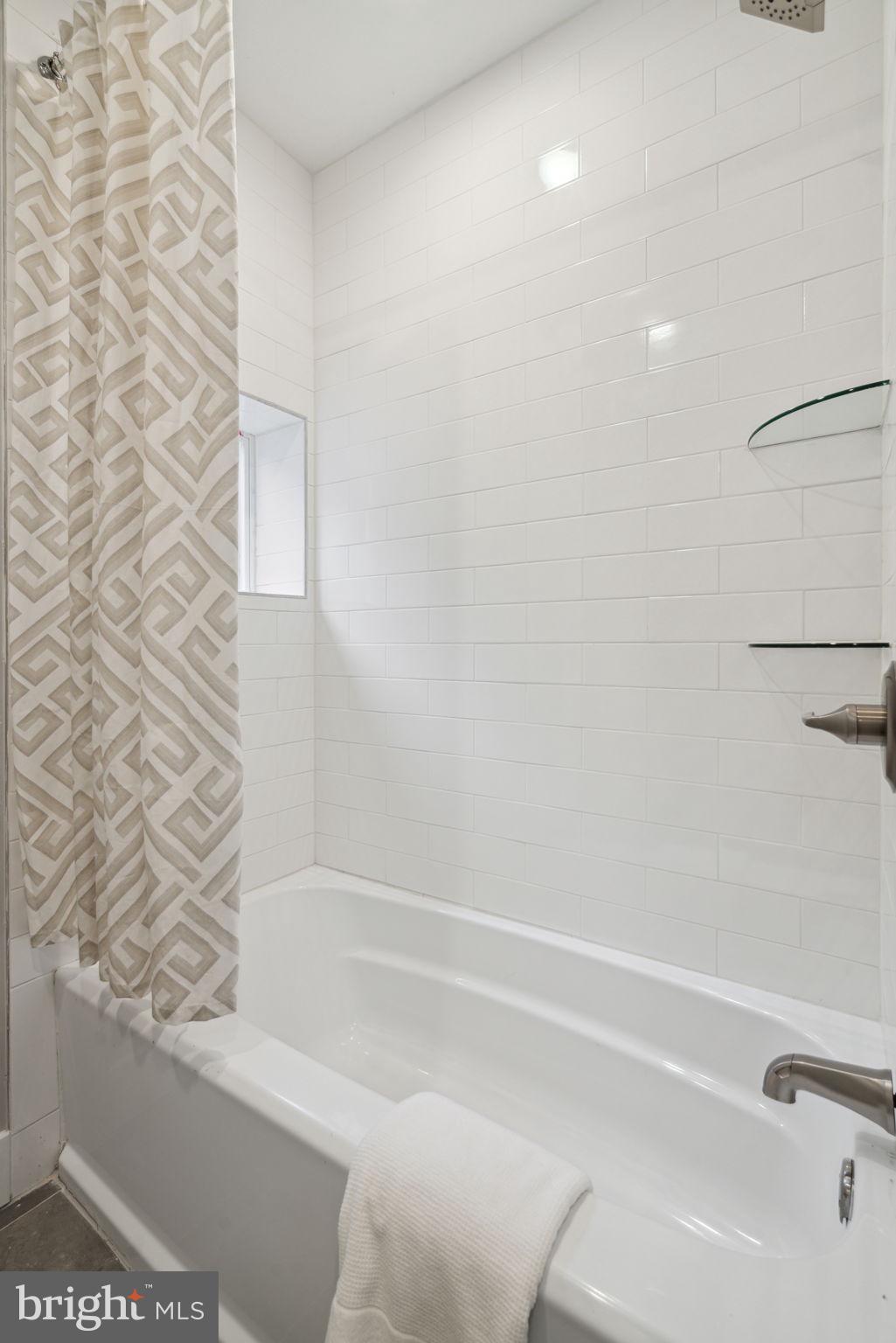 COBBS CREEK - Residential