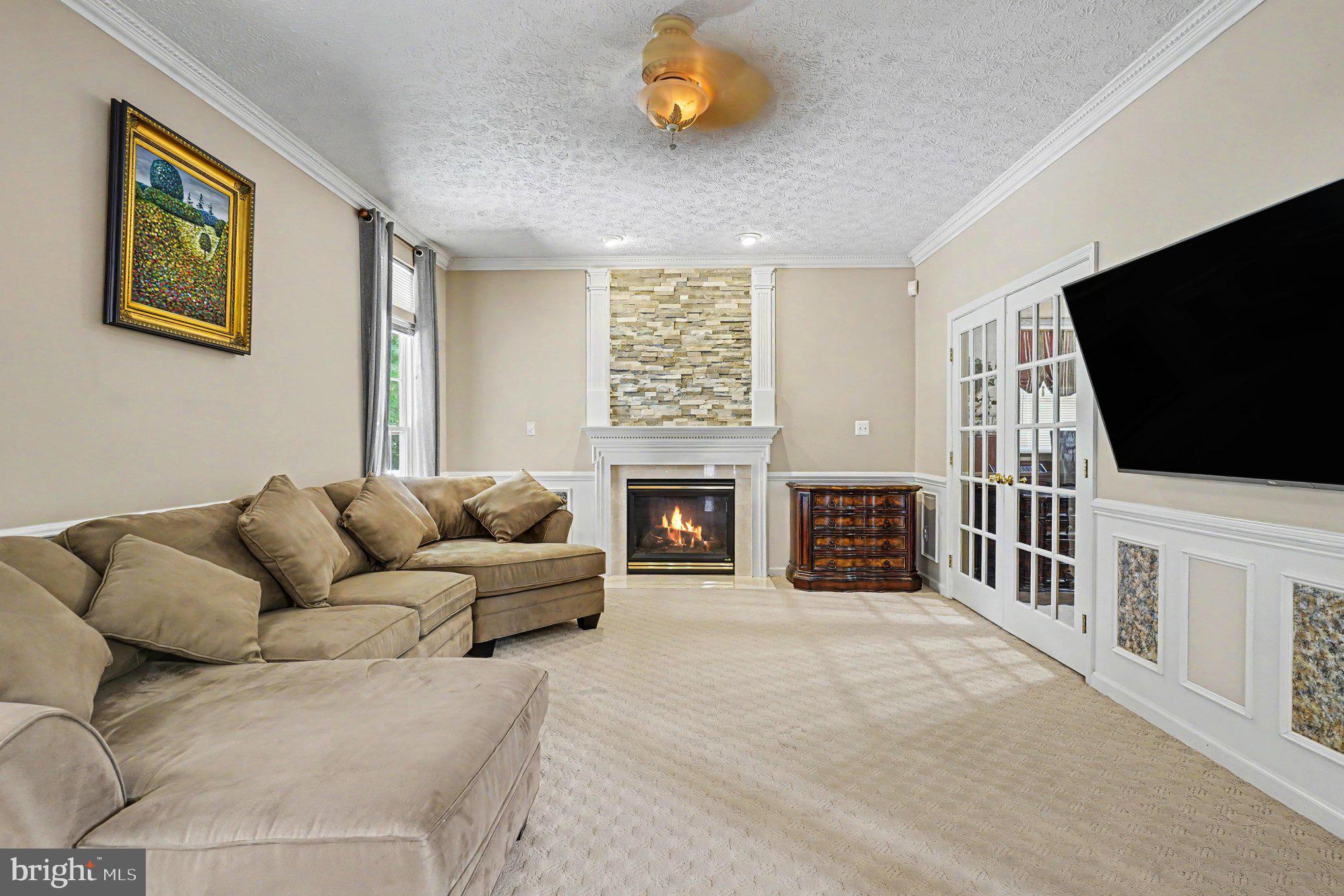 GRACE MANOR - Residential