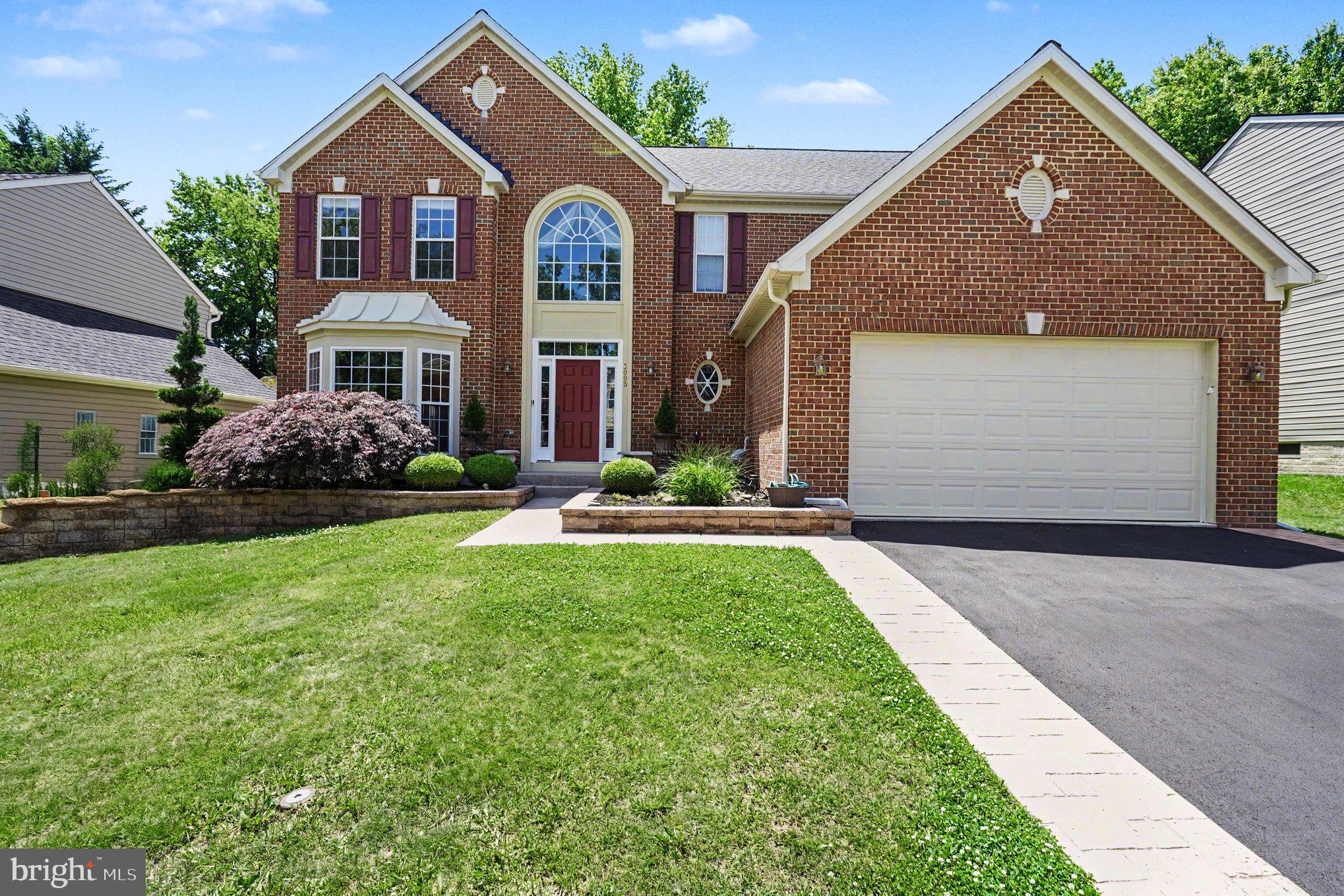 GRACE MANOR - Residential