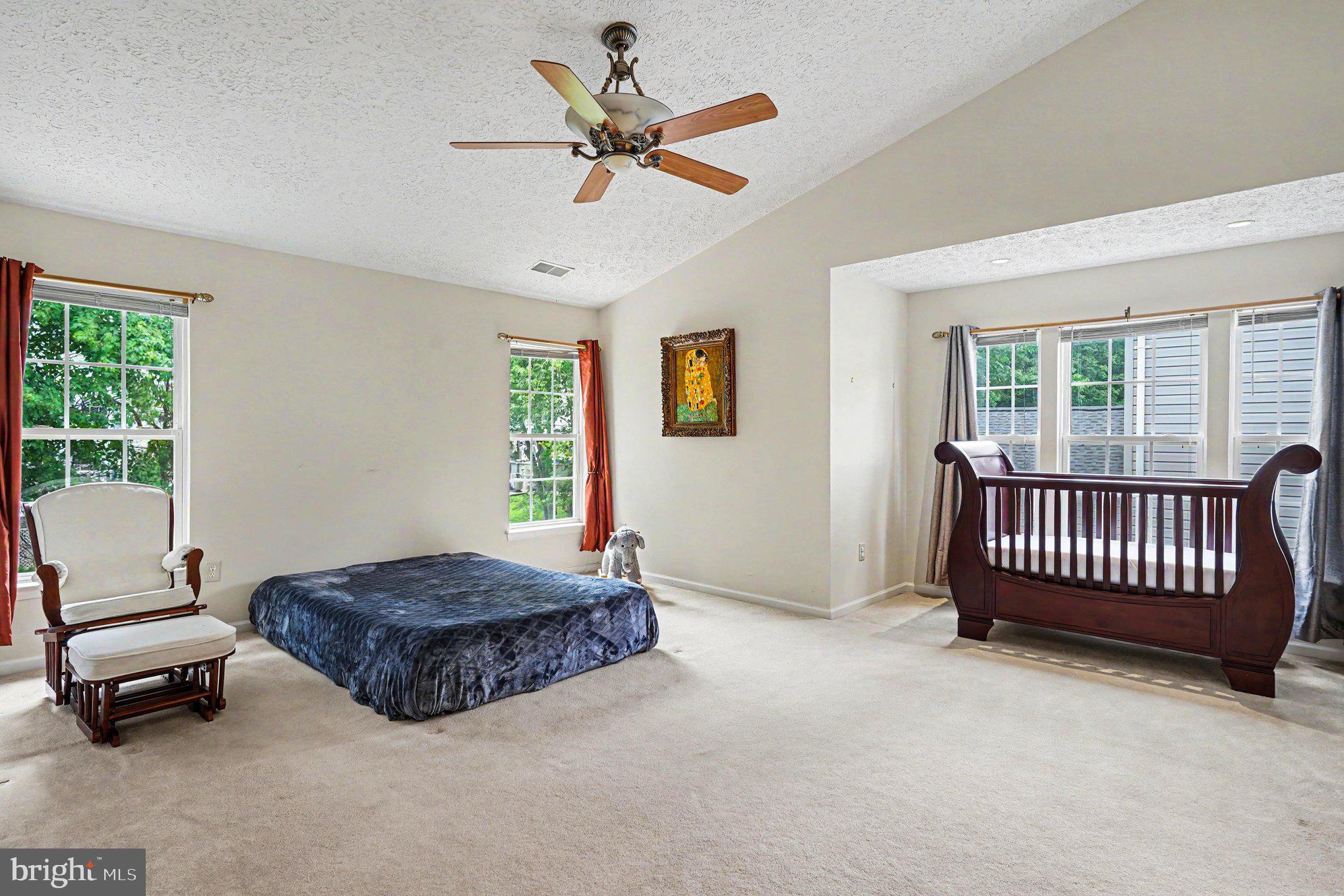 GRACE MANOR - Residential