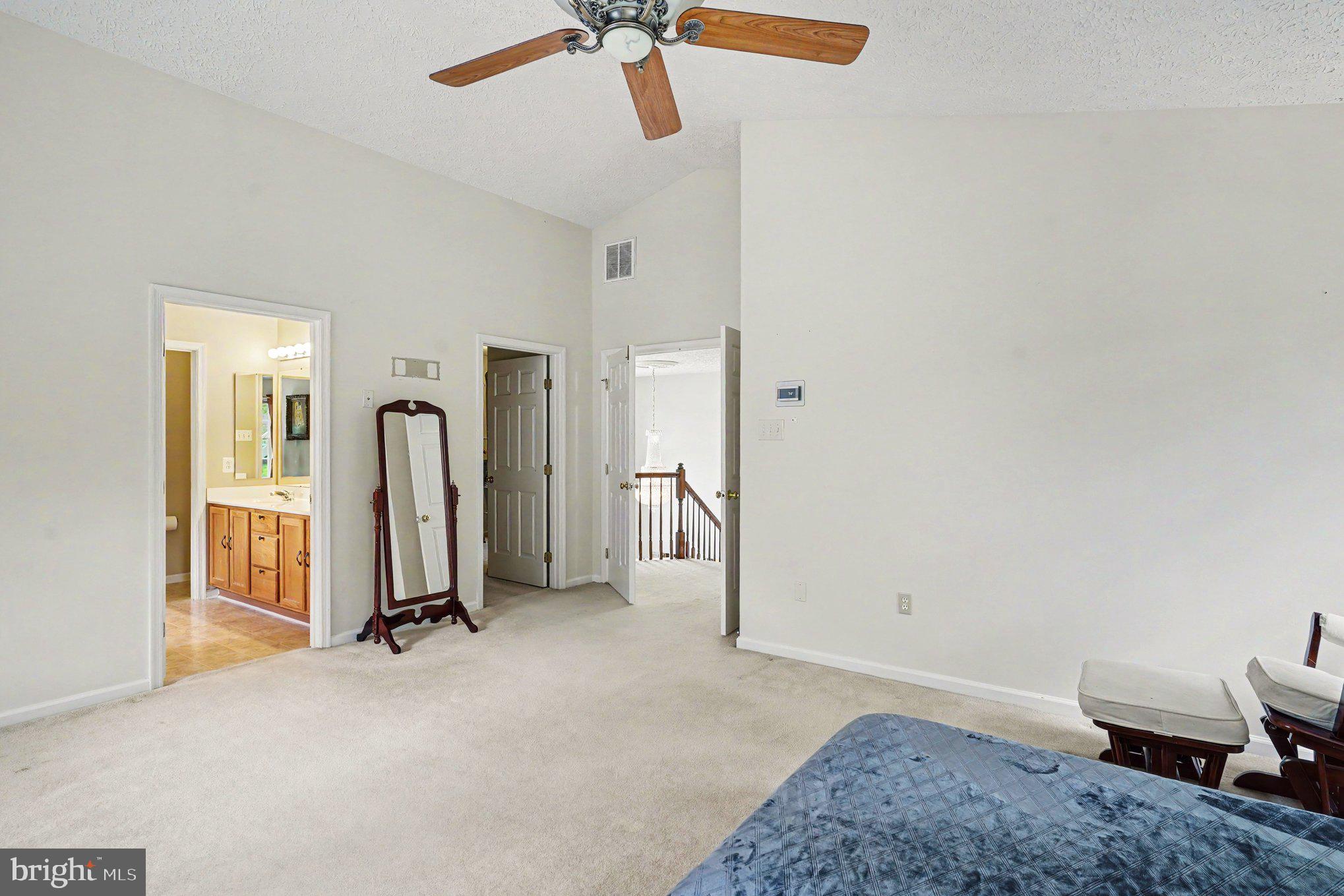 GRACE MANOR - Residential