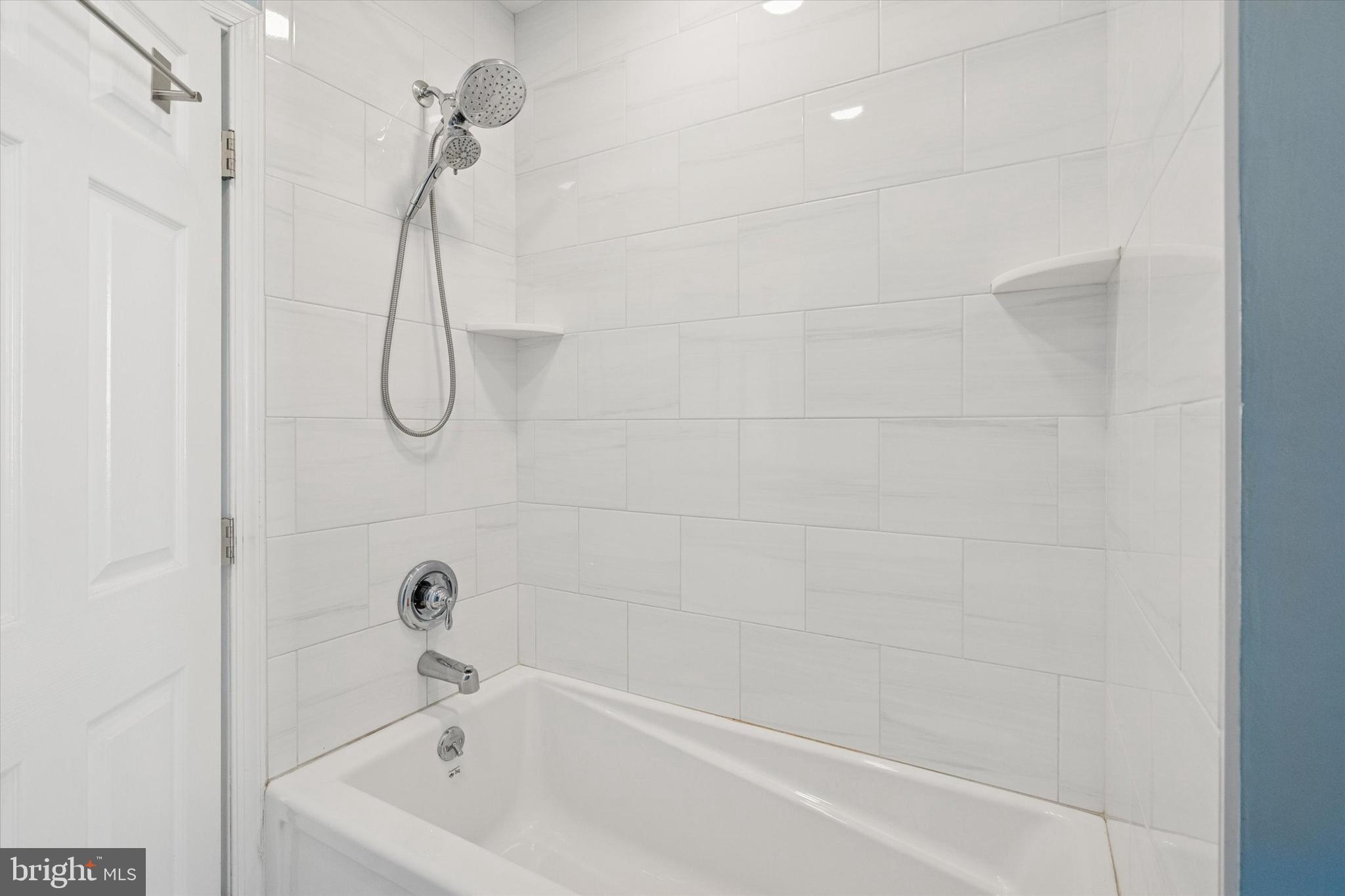 MANAYUNK - Residential