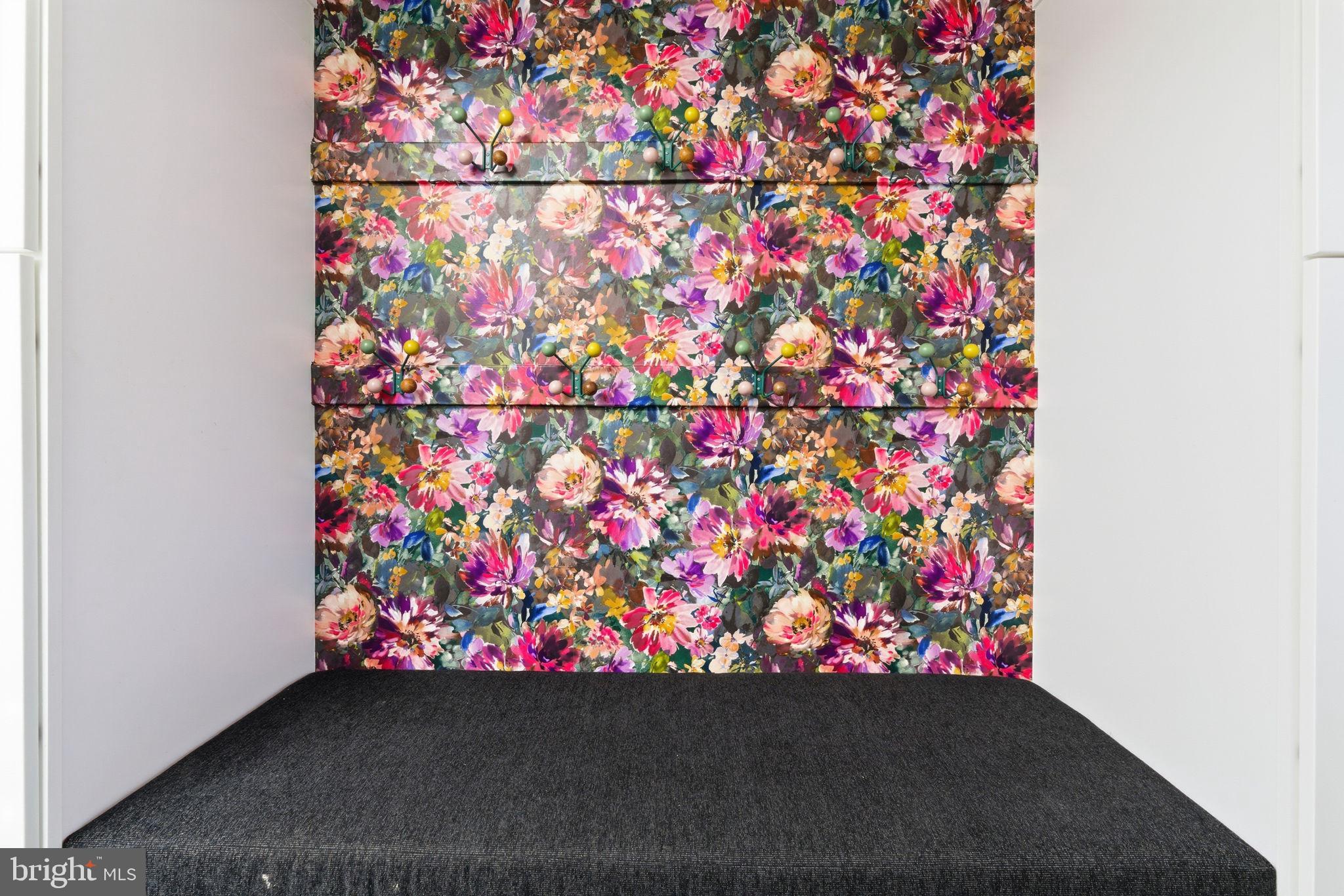 THE RIDINGS OF WHI - Residential