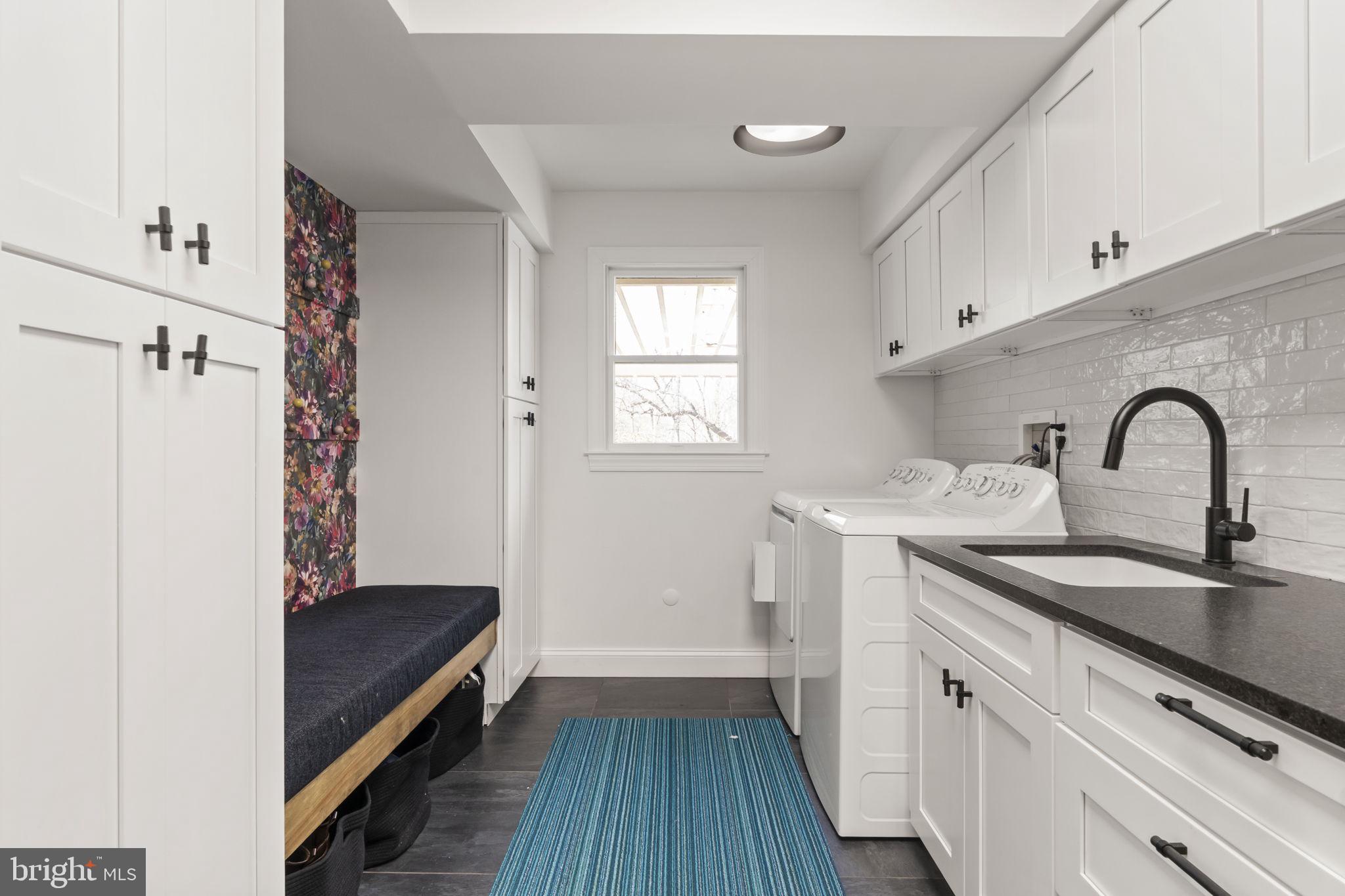 THE RIDINGS OF WHI - Residential