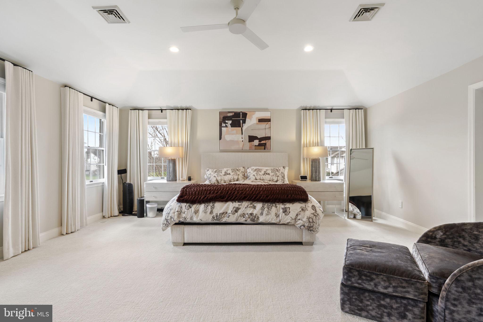 THE RIDINGS OF WHI - Residential