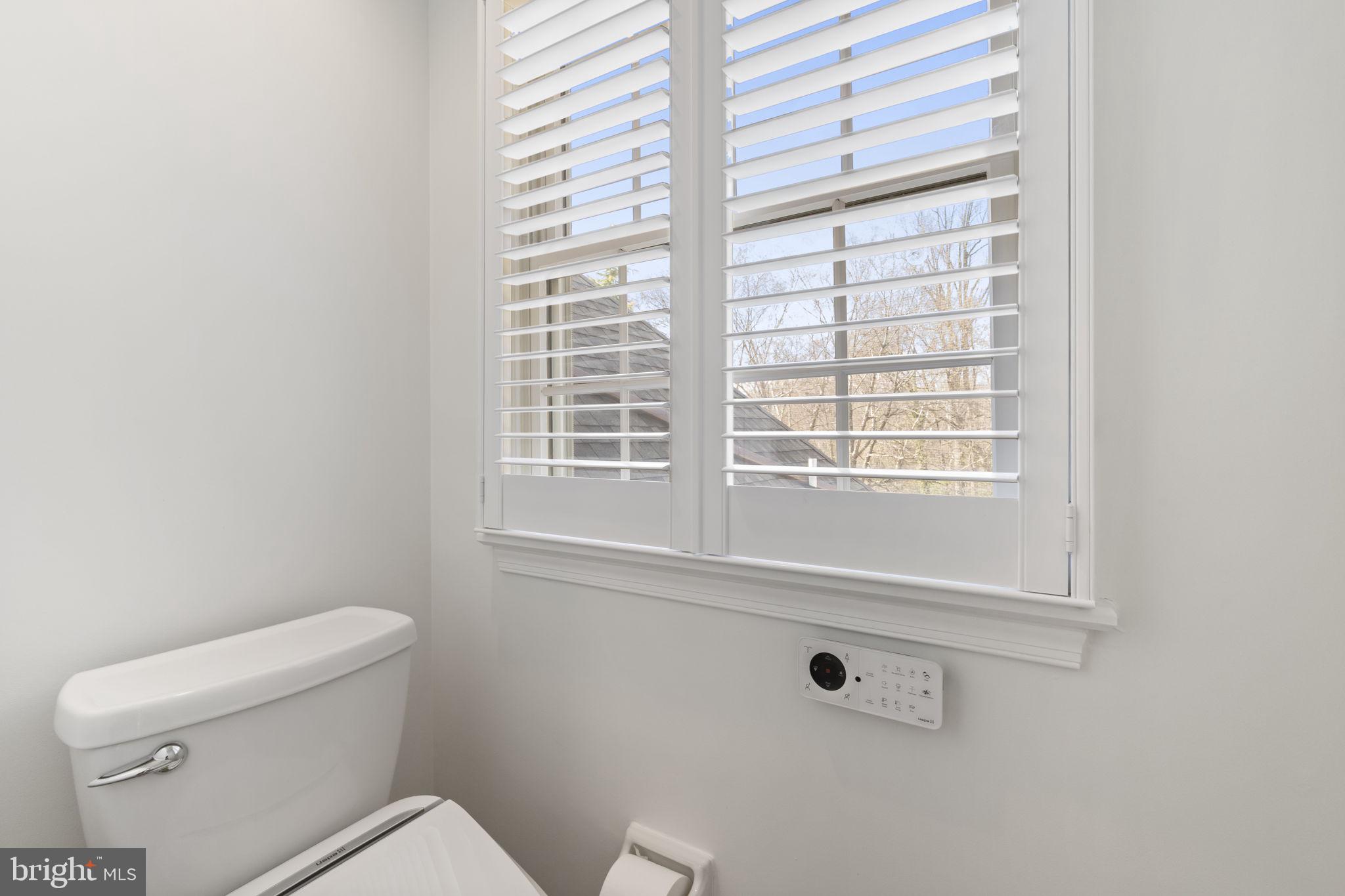 THE RIDINGS OF WHI - Residential