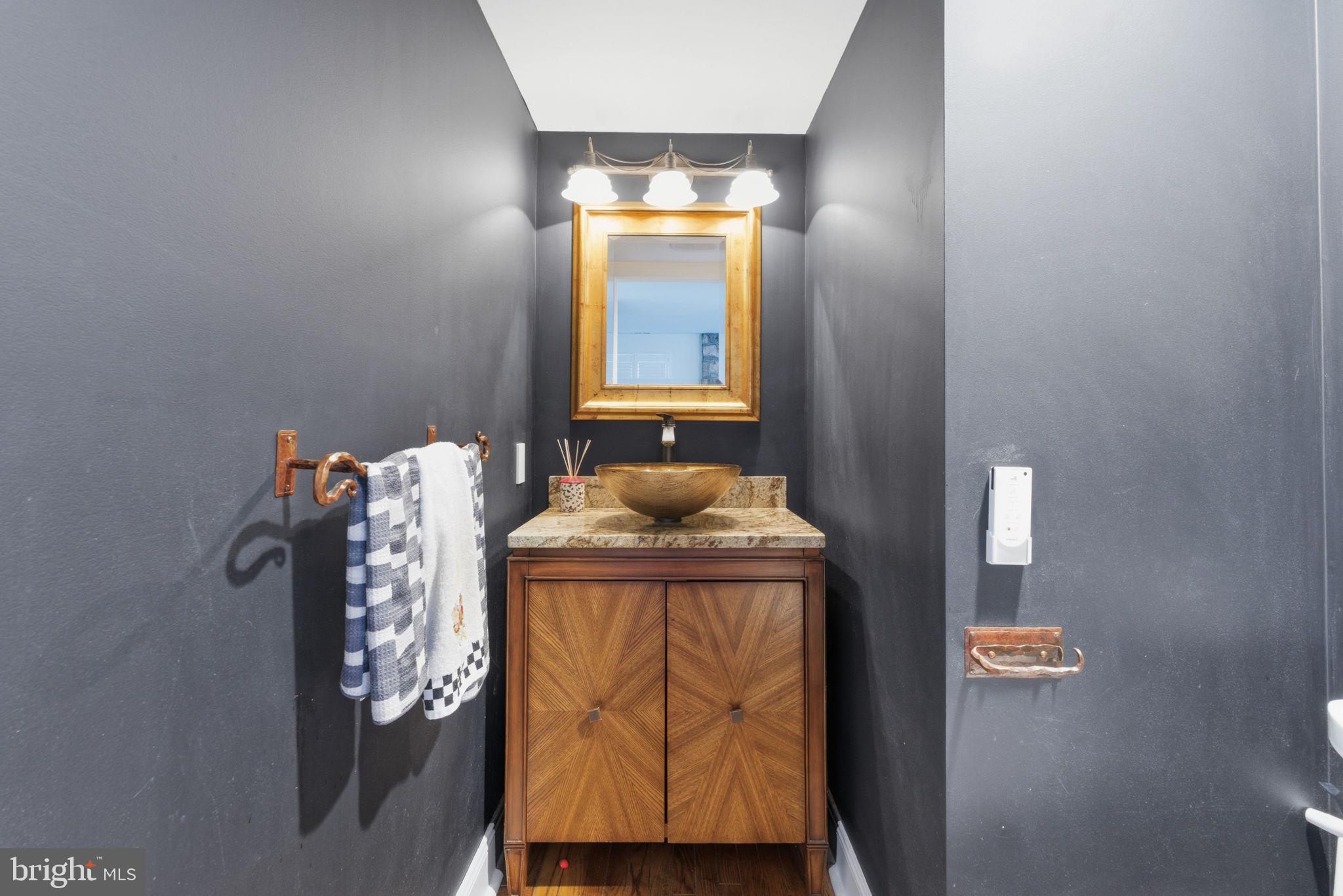 THE RIDINGS OF WHI - Residential