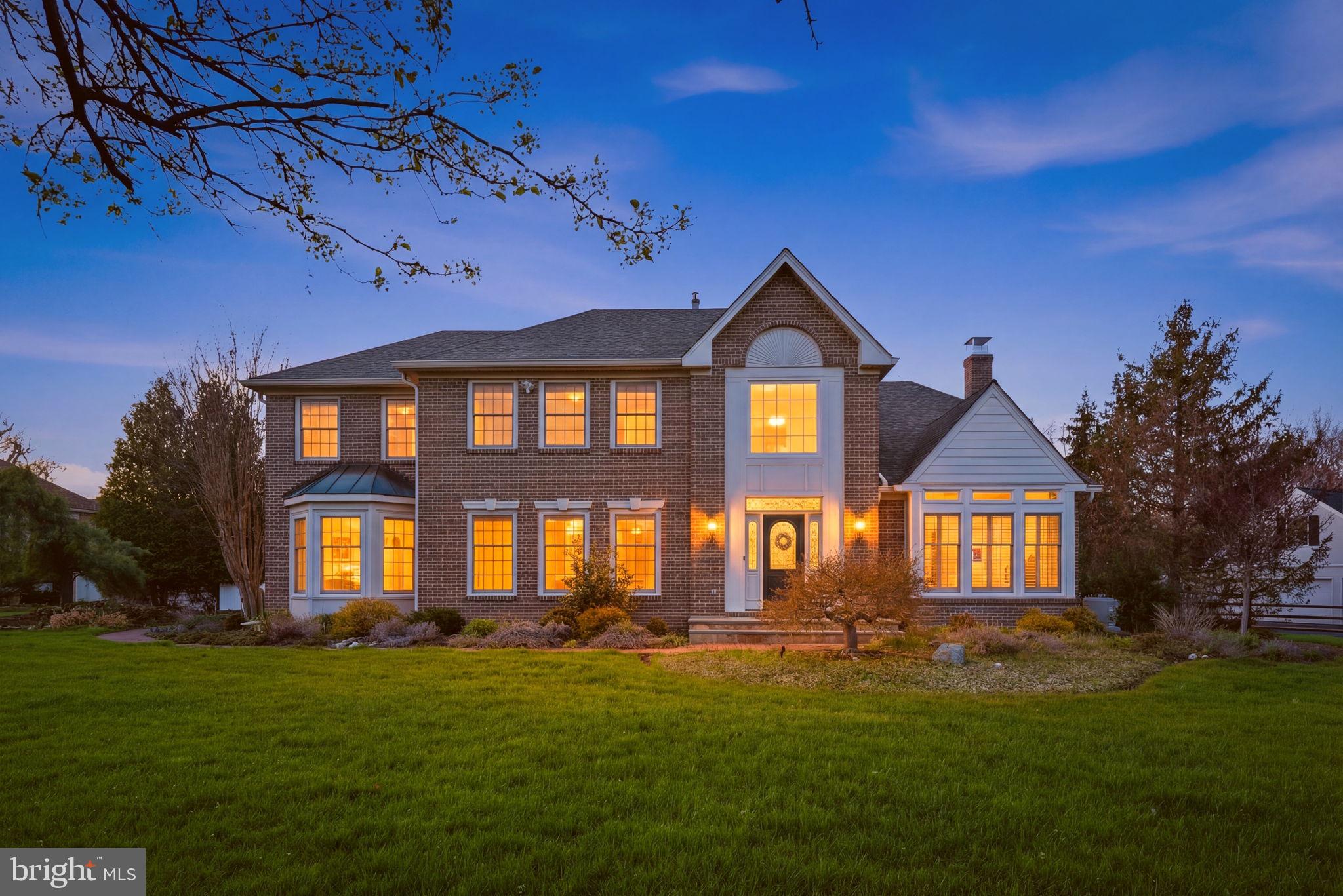 THE RIDINGS OF WHI - Residential