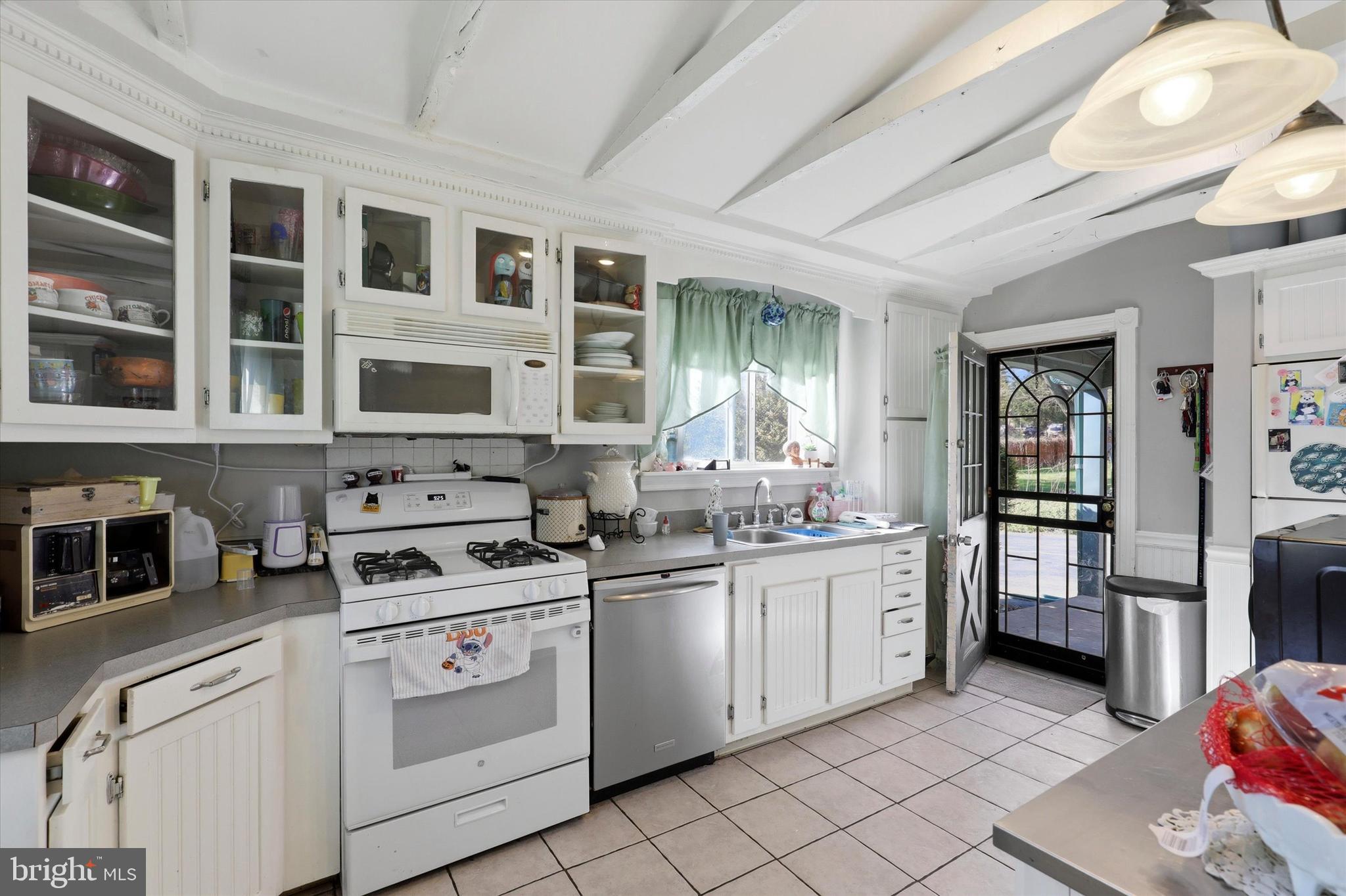 COLESTON - Residential