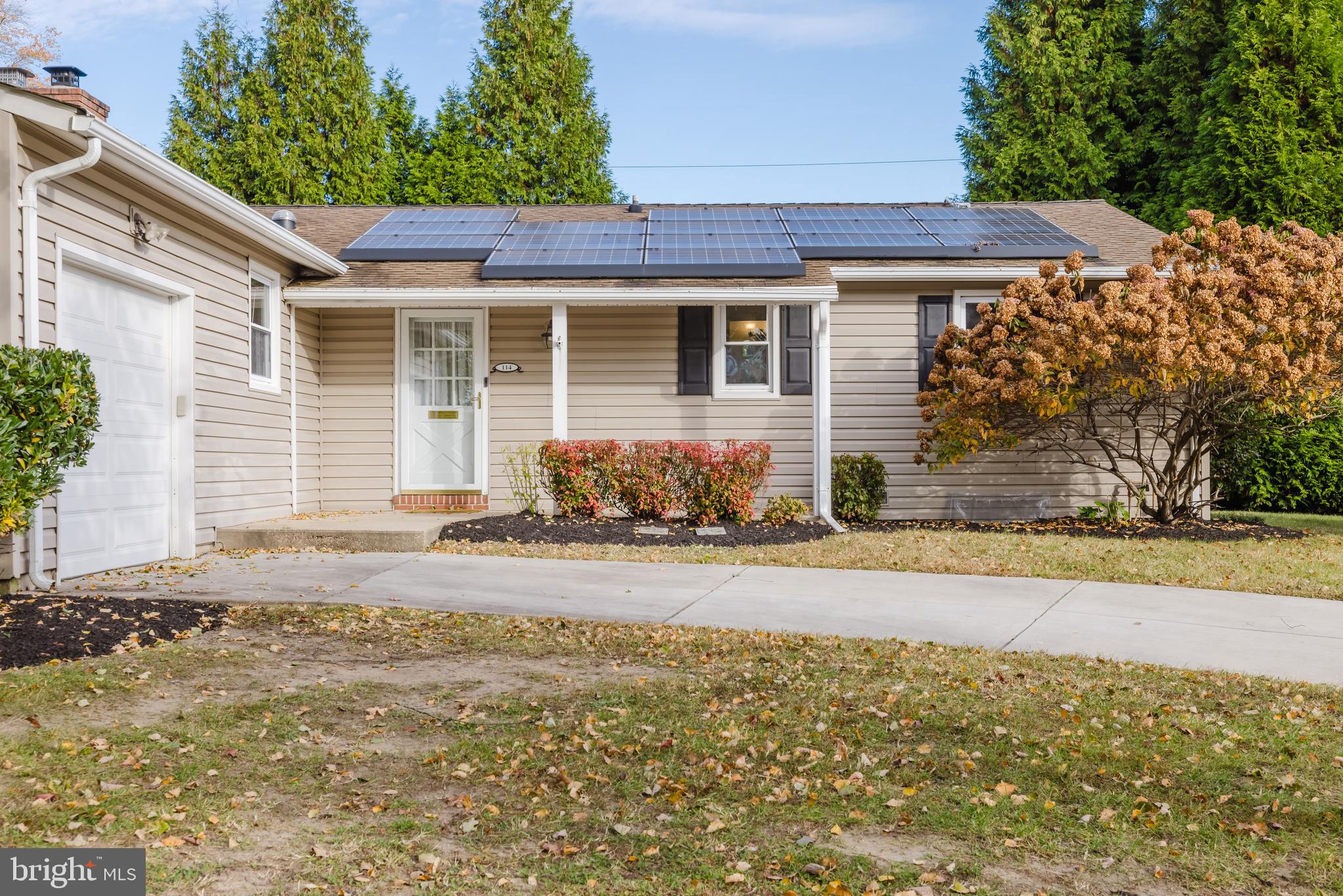 114 COUNTRY LANE