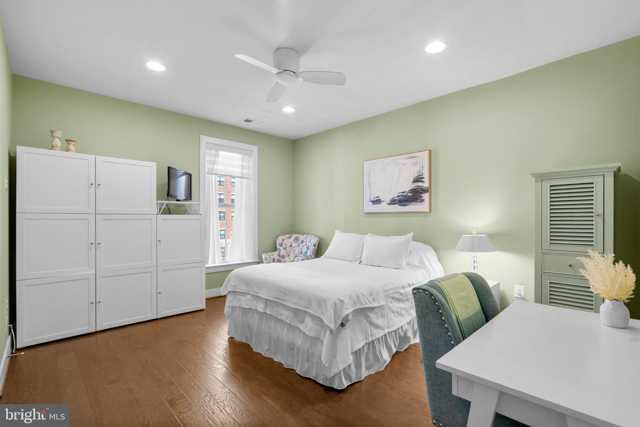 POTOMAC YARD - Residential