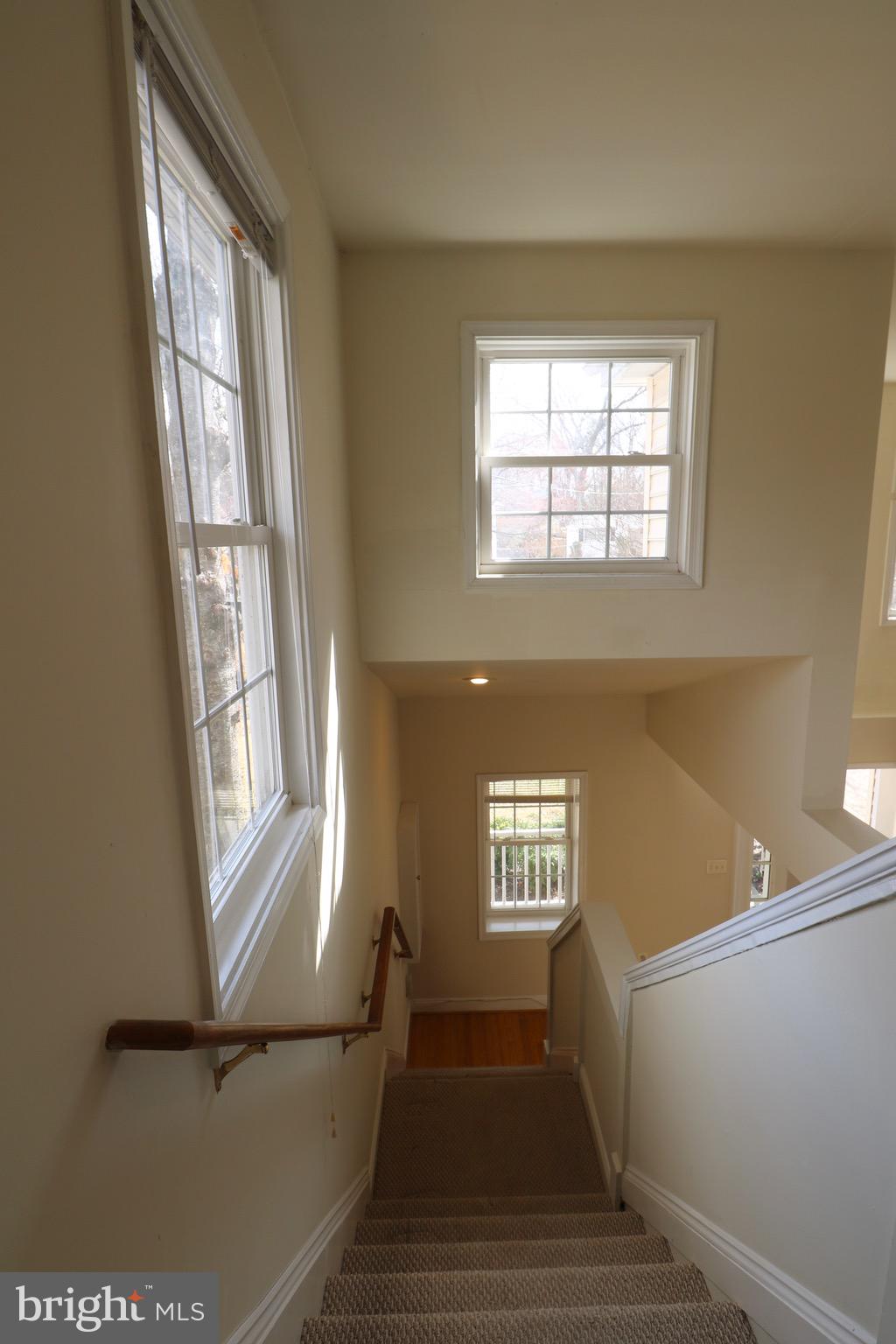 ROCK CREEK PALISADES - Residential Lease