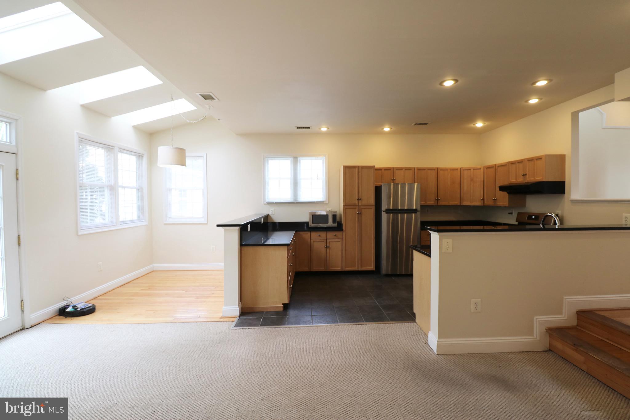 ROCK CREEK PALISADES - Residential Lease