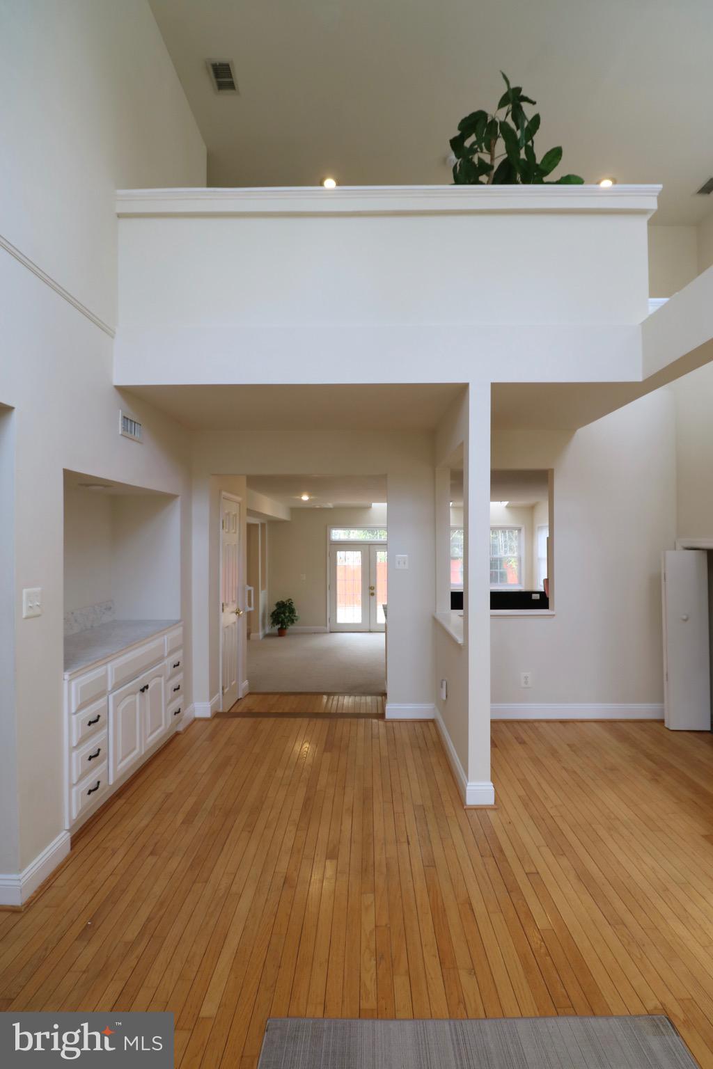 ROCK CREEK PALISADES - Residential Lease