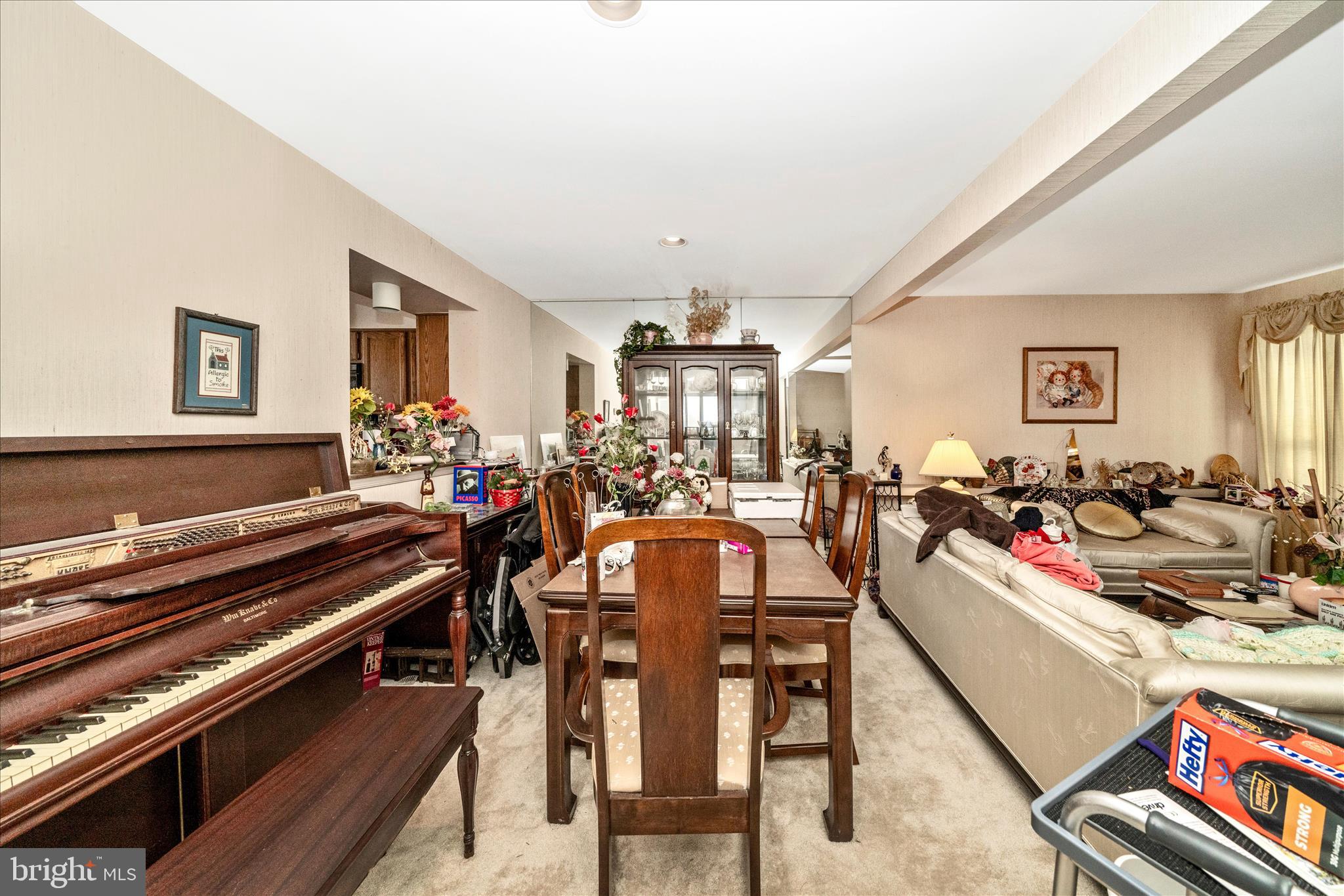 HICKORY RIDGE - Residential