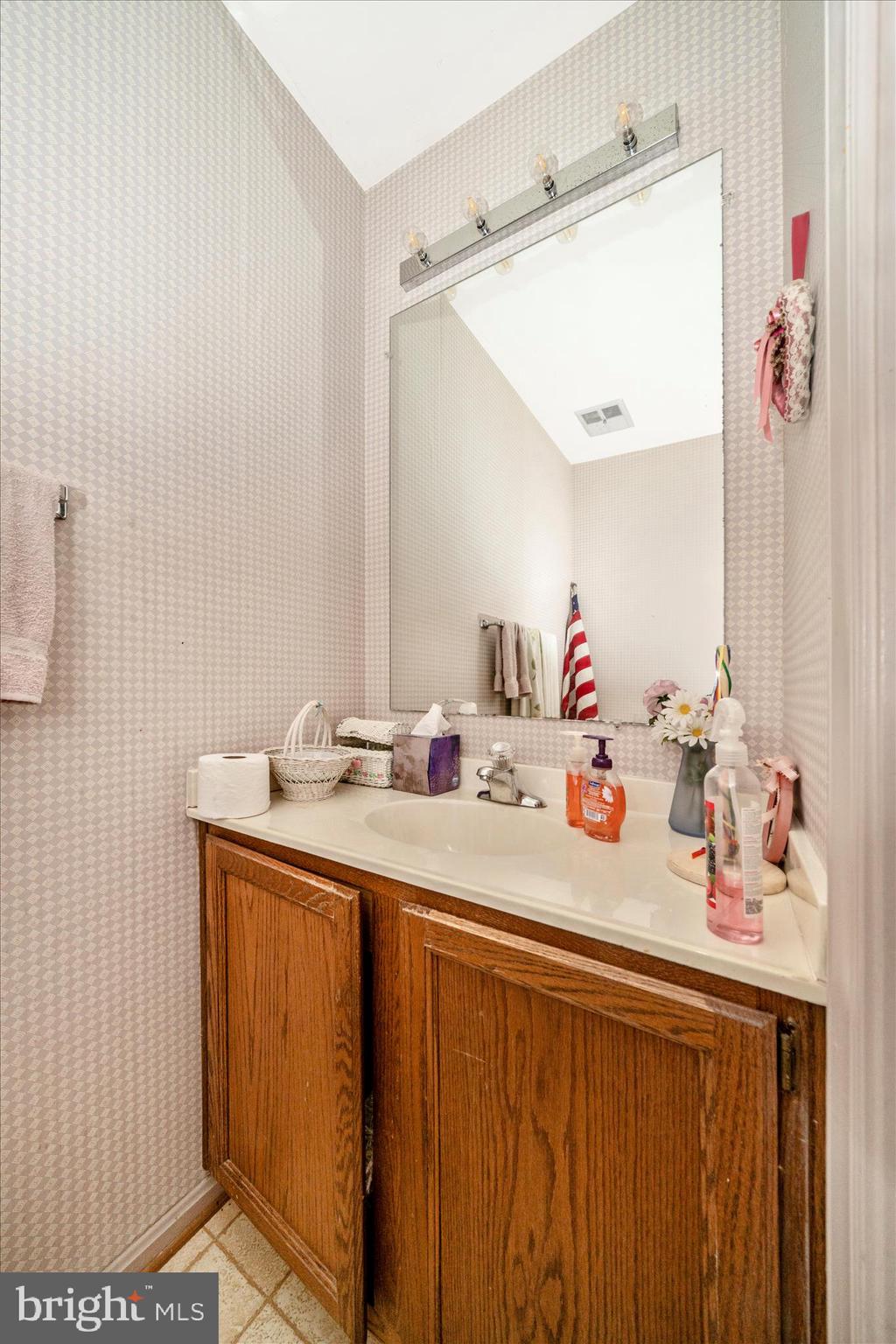 HICKORY RIDGE - Residential