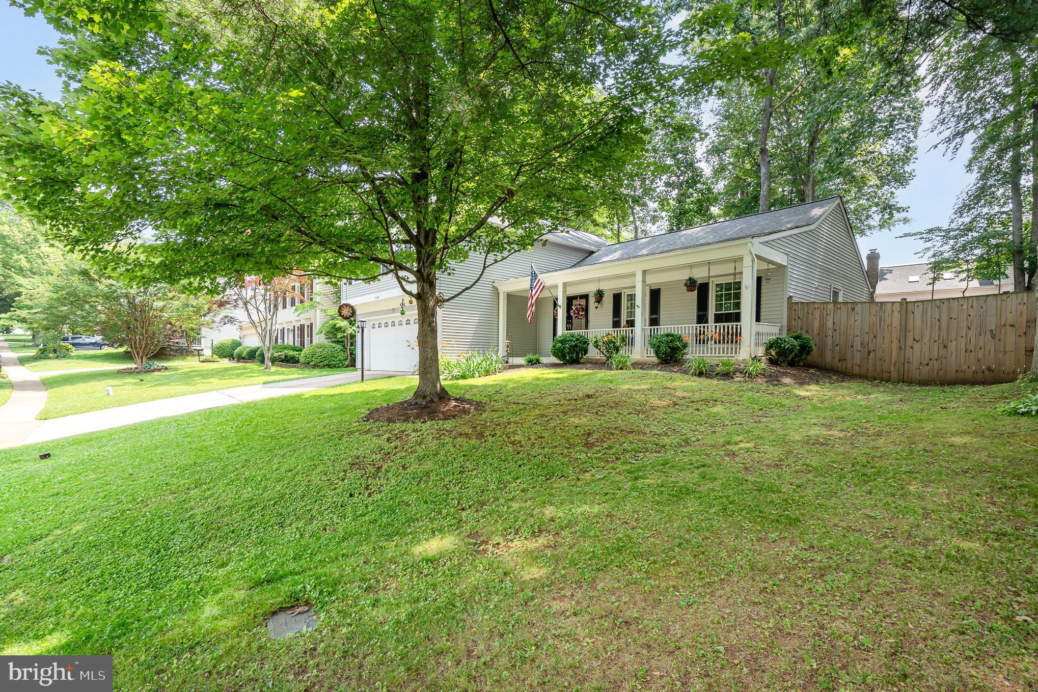 15425 BEACHVIEW DRIVE