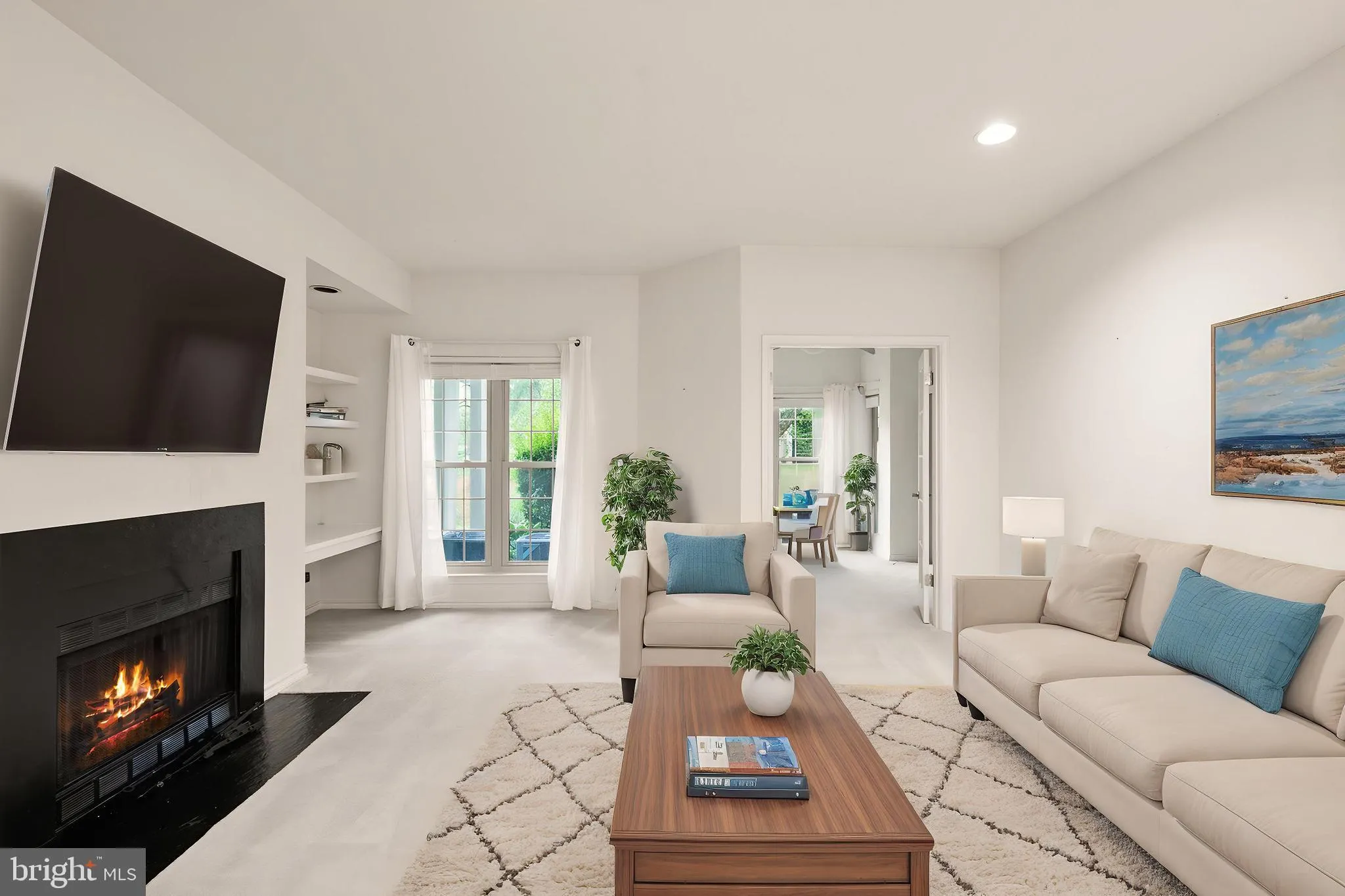 Fairfax, Virginia 22033, United States, 2 Bedrooms Bedrooms, ,1 BathroomBathrooms,Residential,Active,136789